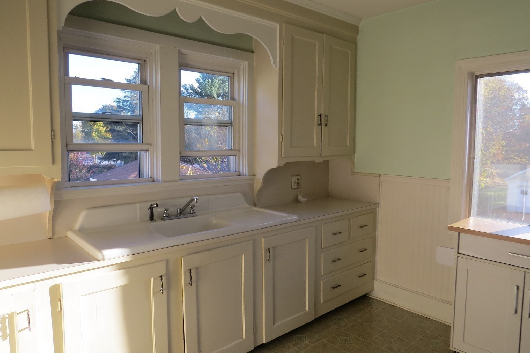 37 Winter St, Taunton, MA 02780 - Image 12