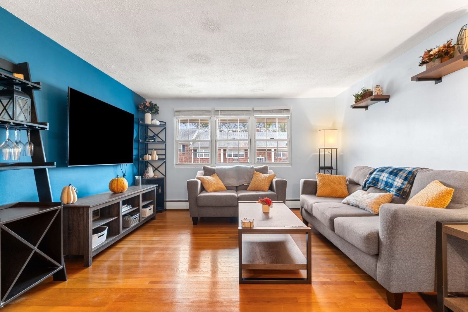 27 Arlington Rd Unit 16, Woburn, MA 01801