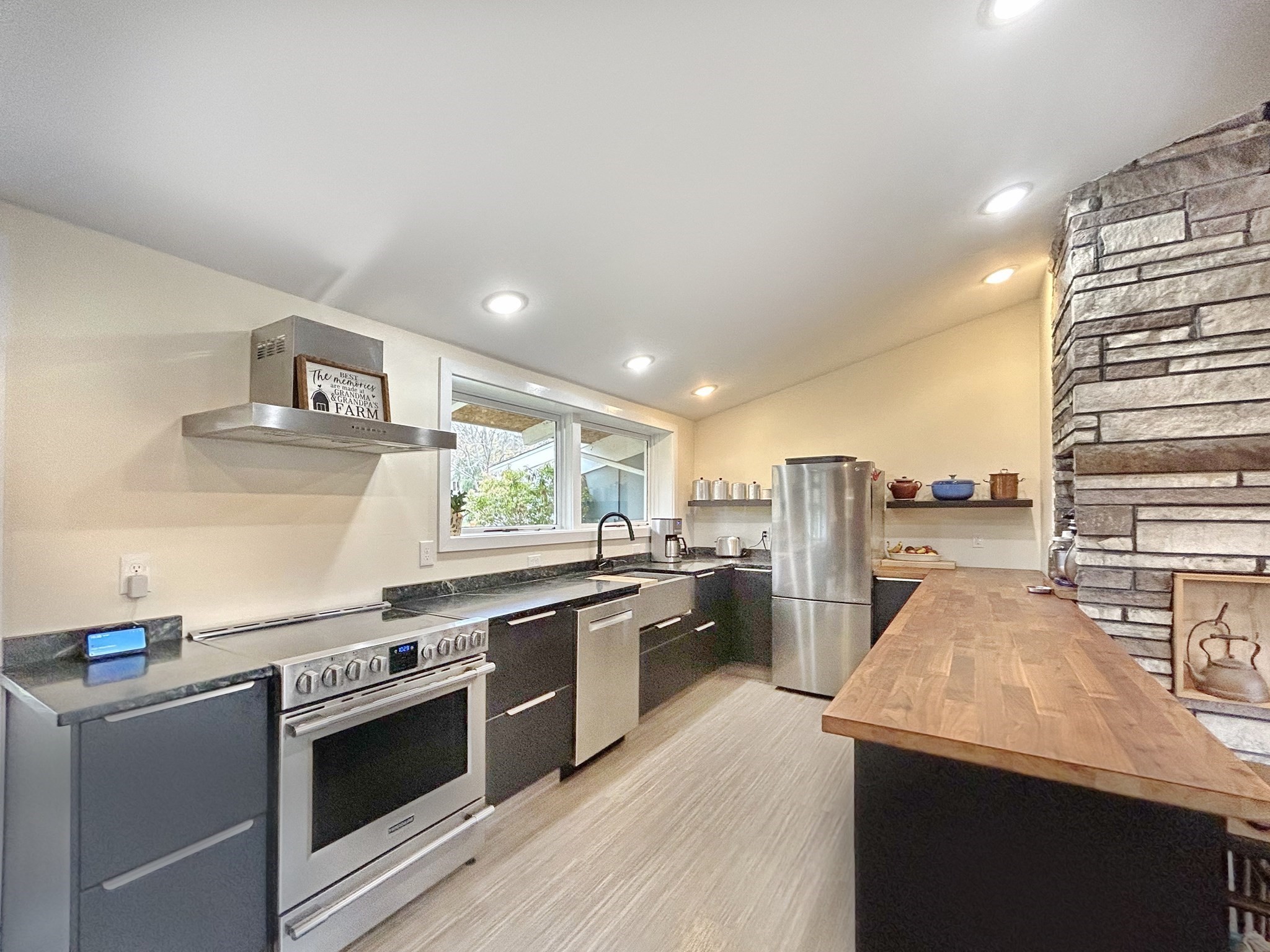 70 Daniels Street, Franklin, MA 02038 - Image 5