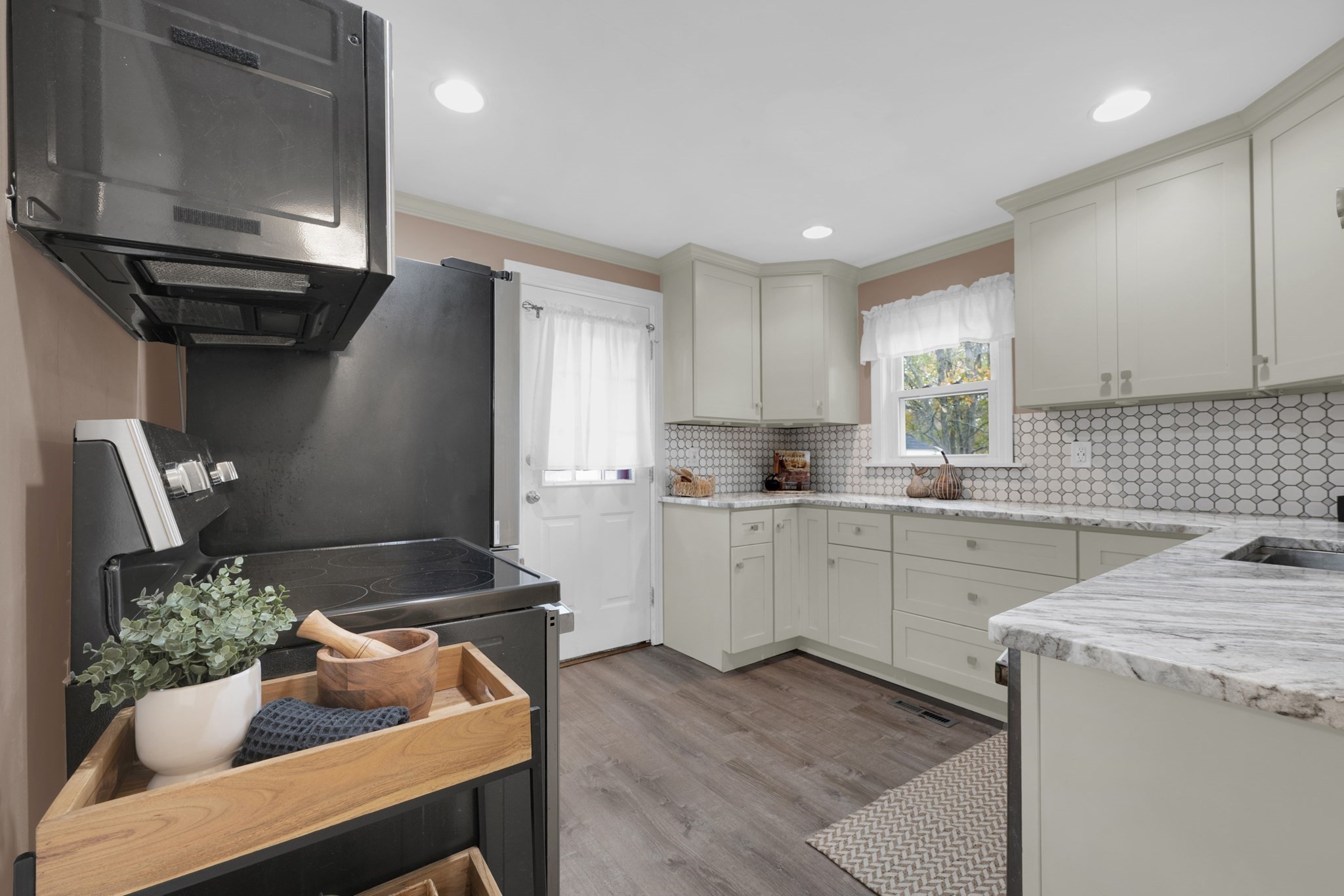 6 Paul St, Auburn, MA 01501 - Image 6