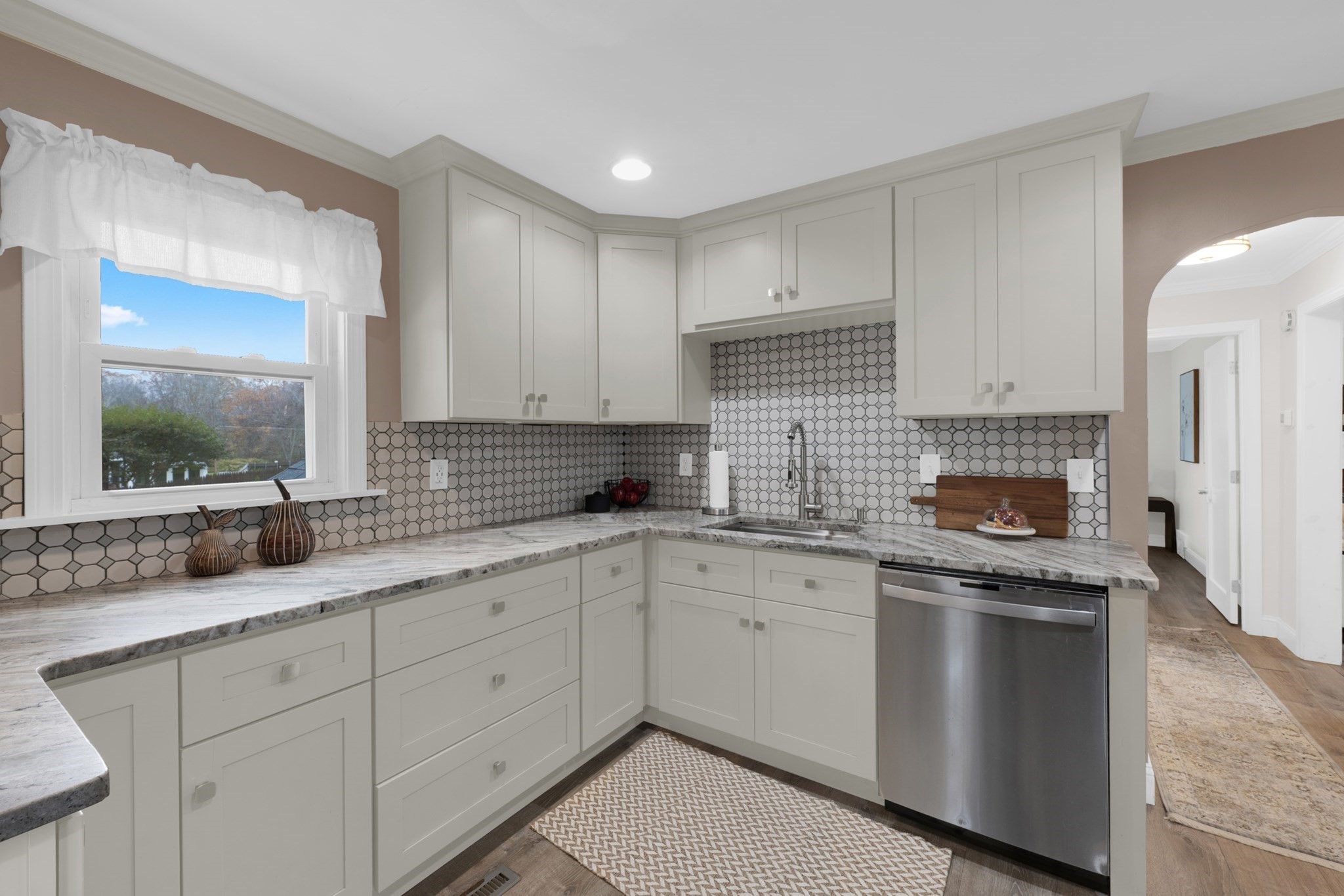 6 Paul St, Auburn, MA 01501 - Image 7