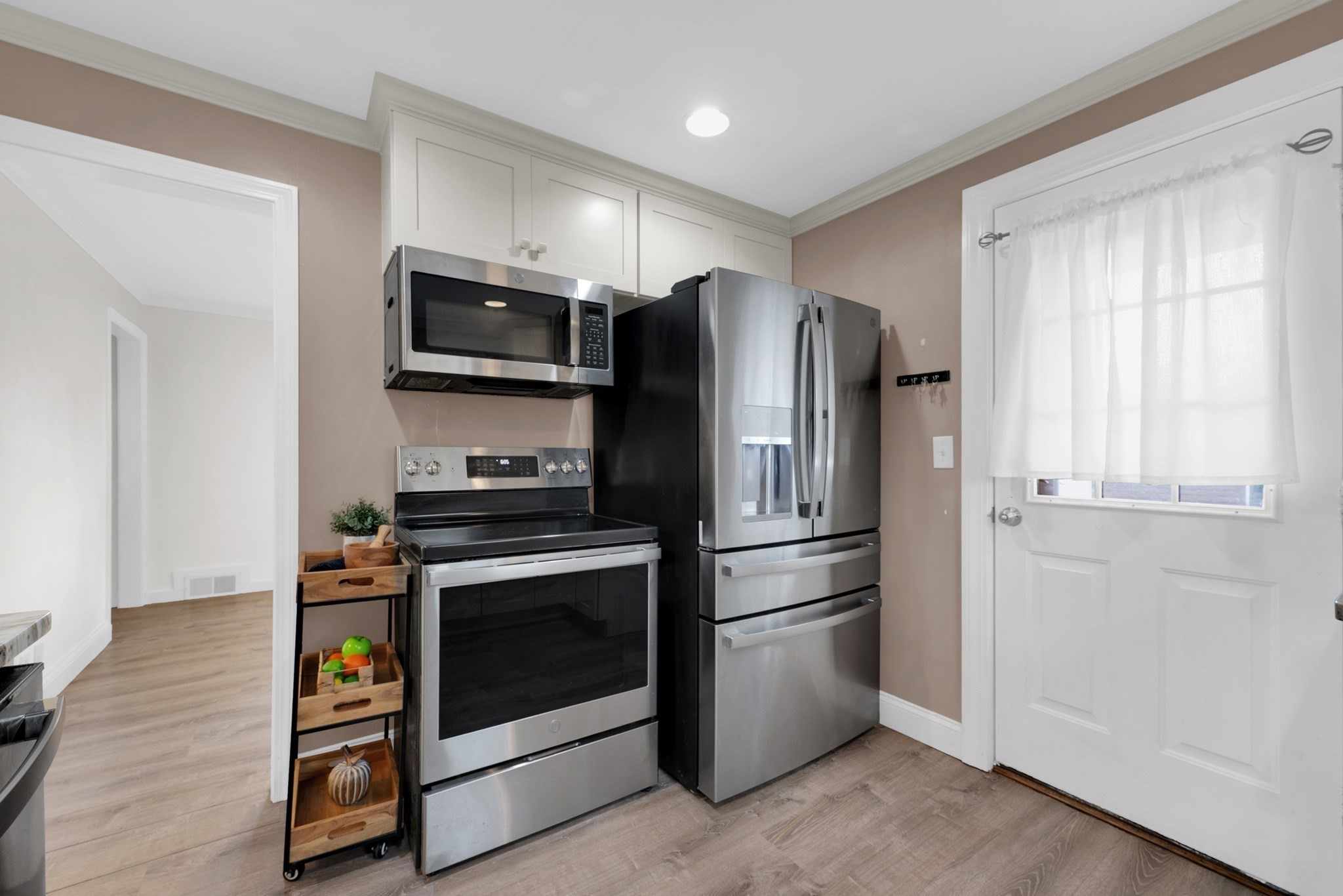 6 Paul St, Auburn, MA 01501 - Image 8