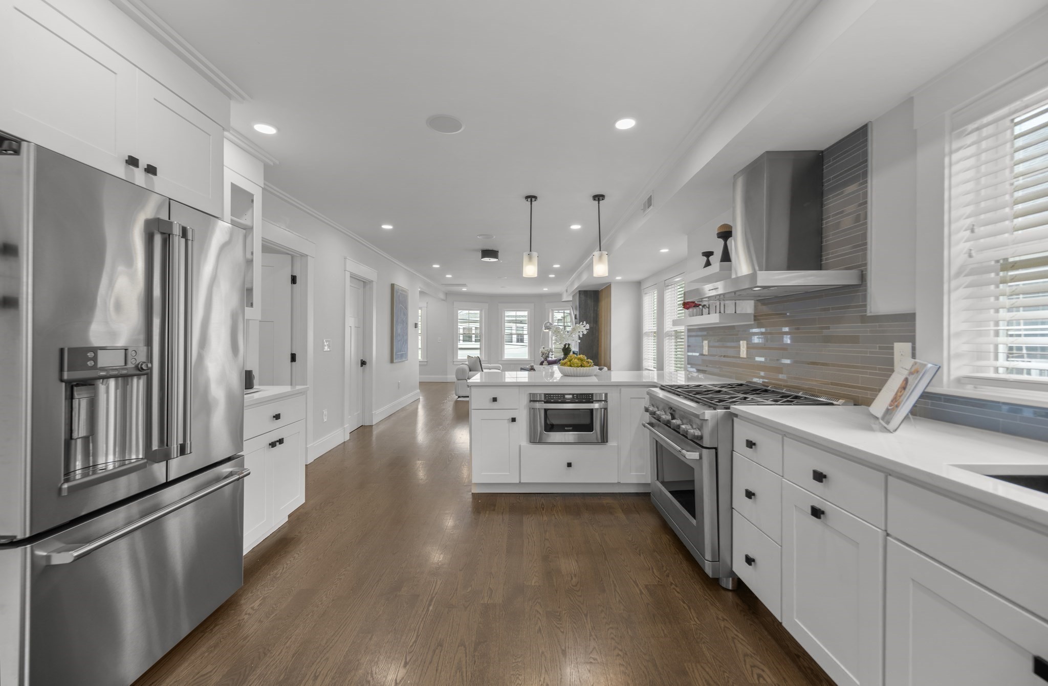 72 Governor Winthrop Rd Unit 2, Somerville, MA 02145 - Image 2