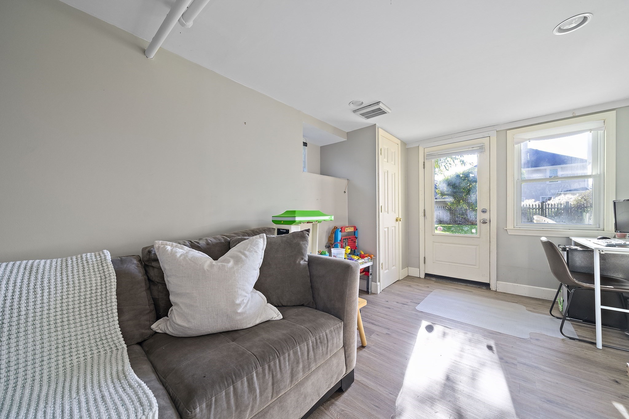 14 Sanborn Avenue, West Roxbury, Boston, MA 02132 - Image 17