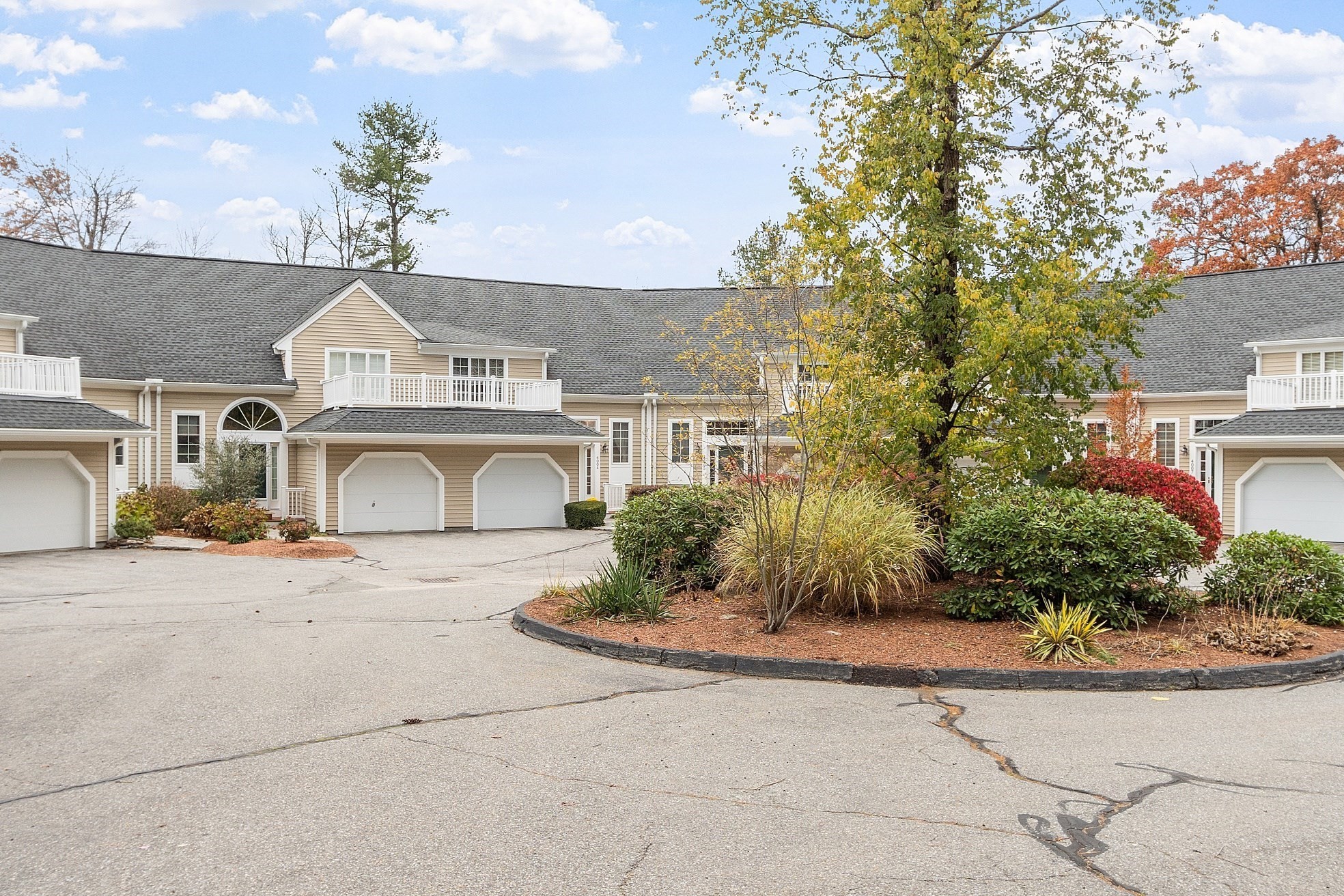 4004 Brompton Circle Unit 4004, Worcester, MA 01609 - Image 2
