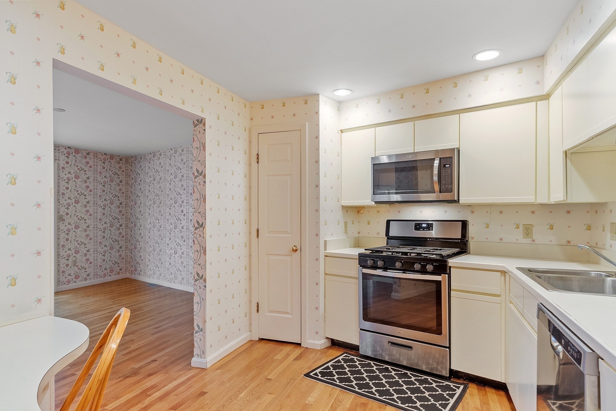 4004 Brompton Circle Unit 4004, Worcester, MA 01609 - Image 11