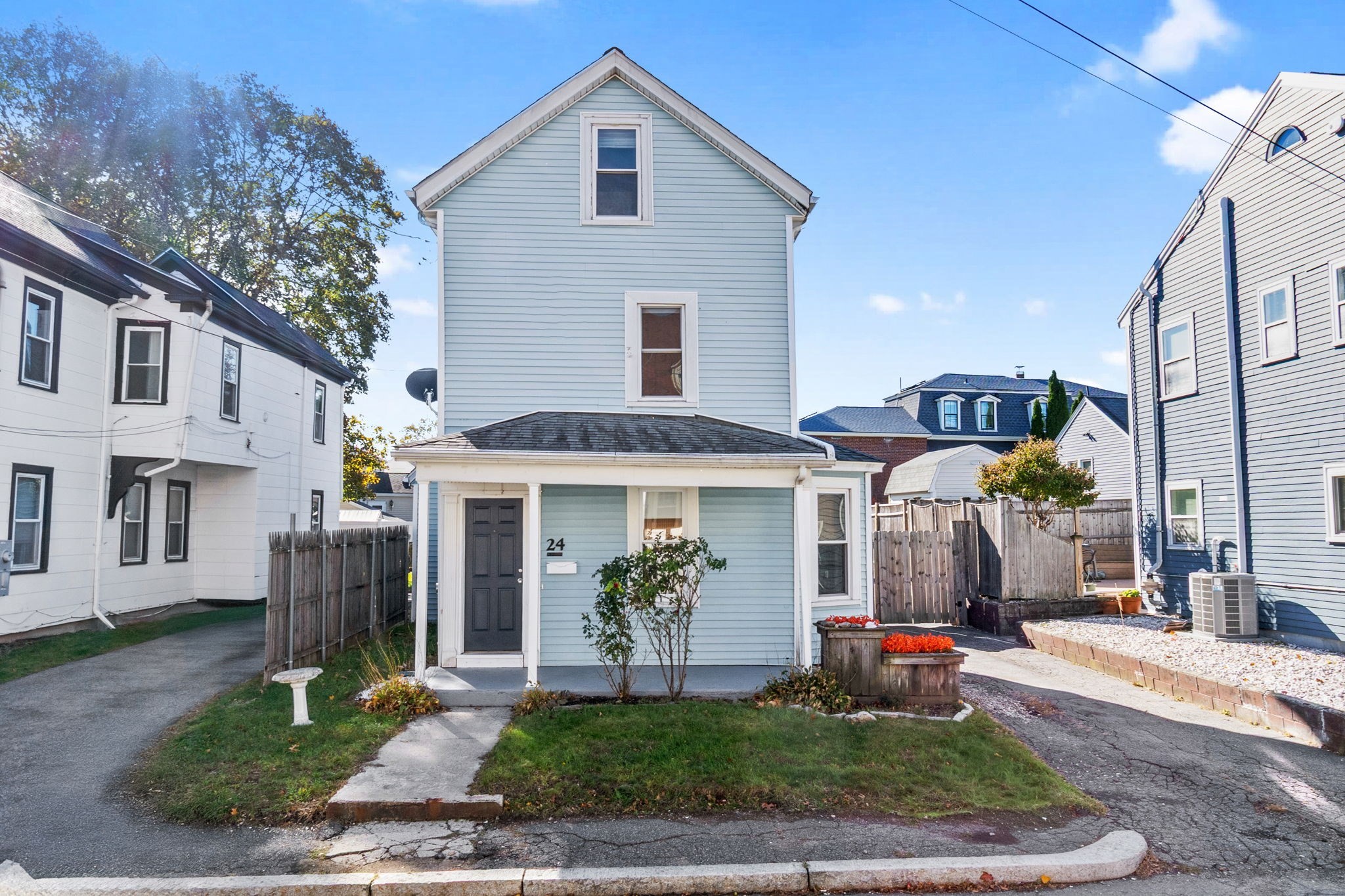 24 Ellsworth Ave, Melrose, MA 02176 - Image 2