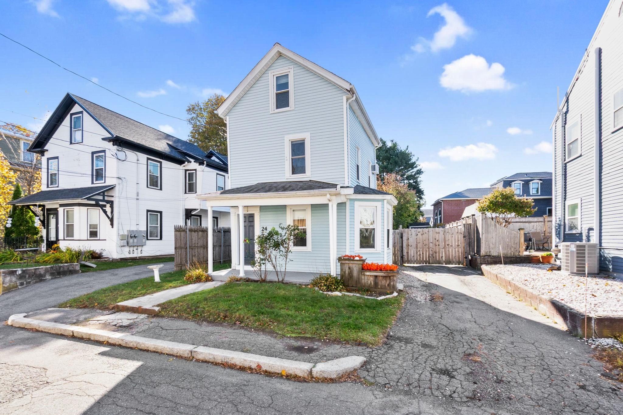 24 Ellsworth Ave, Melrose, MA 02176 - Image 3