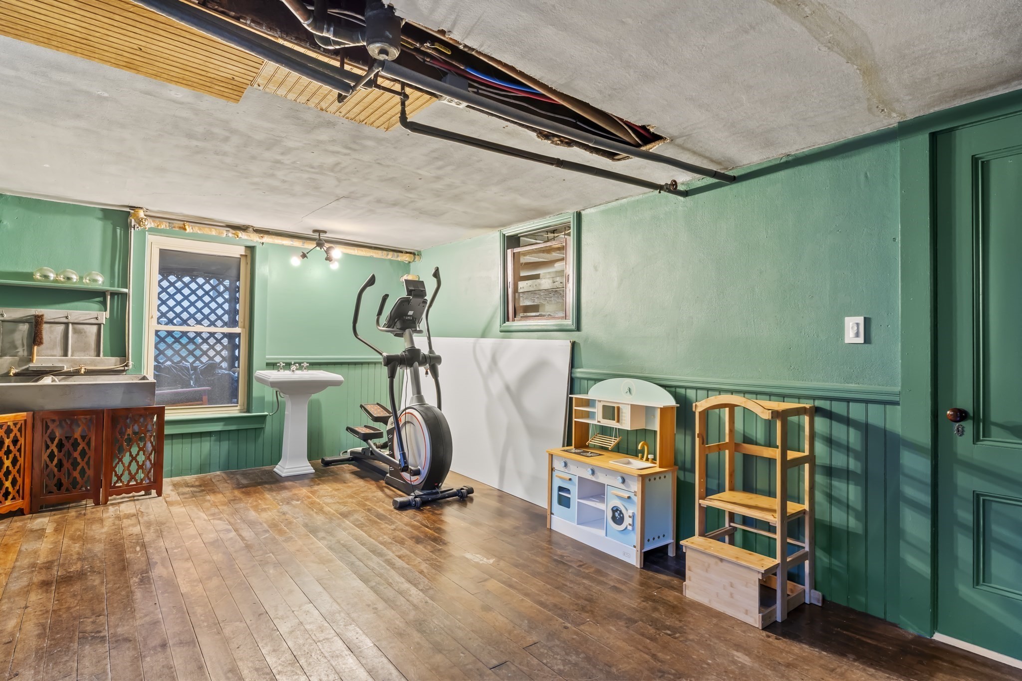 216 Walnut Street, Clinton, MA 01510 - Image 32