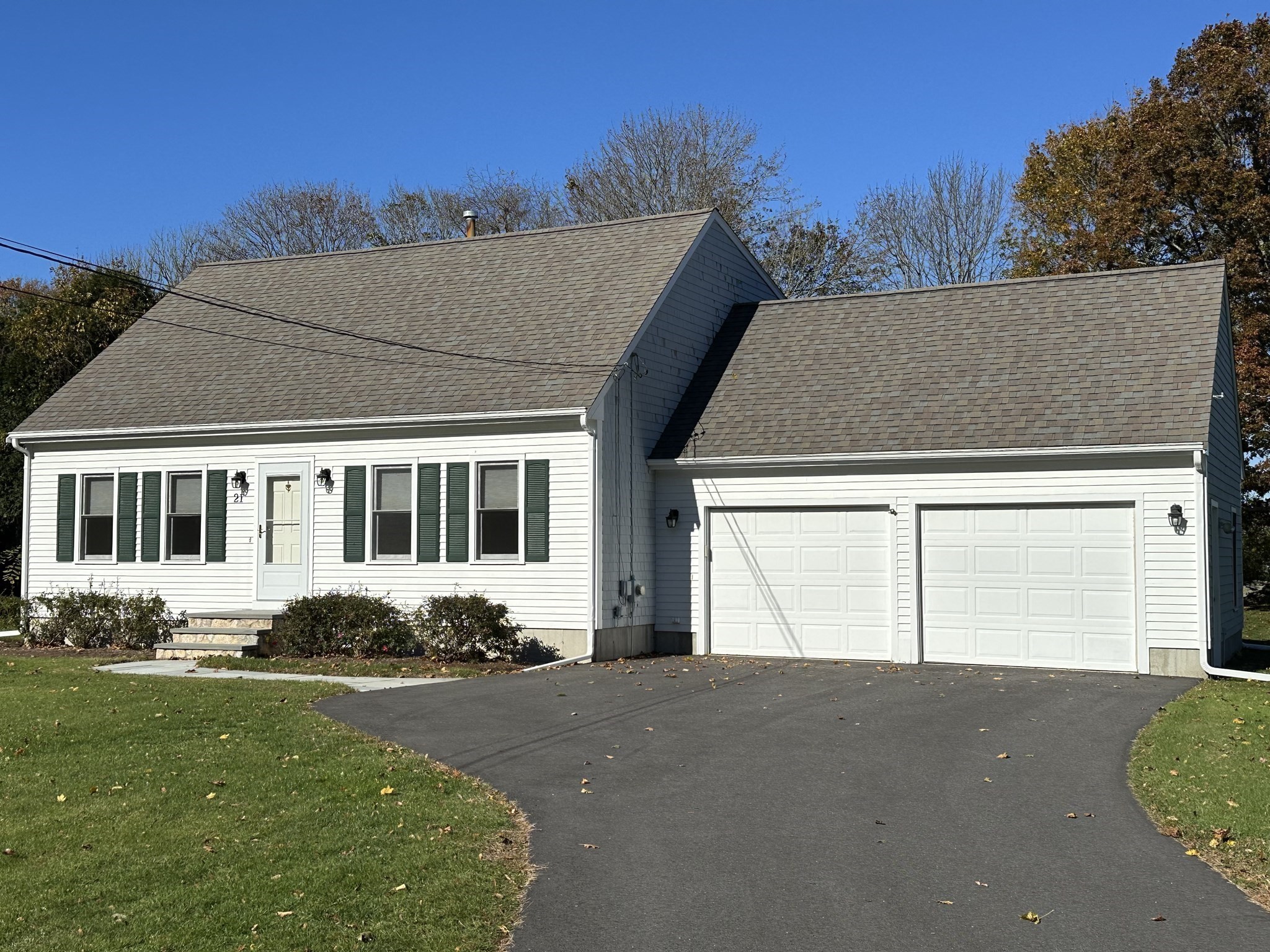 21 Avis St, Dartmouth, MA 02748 - Image 2