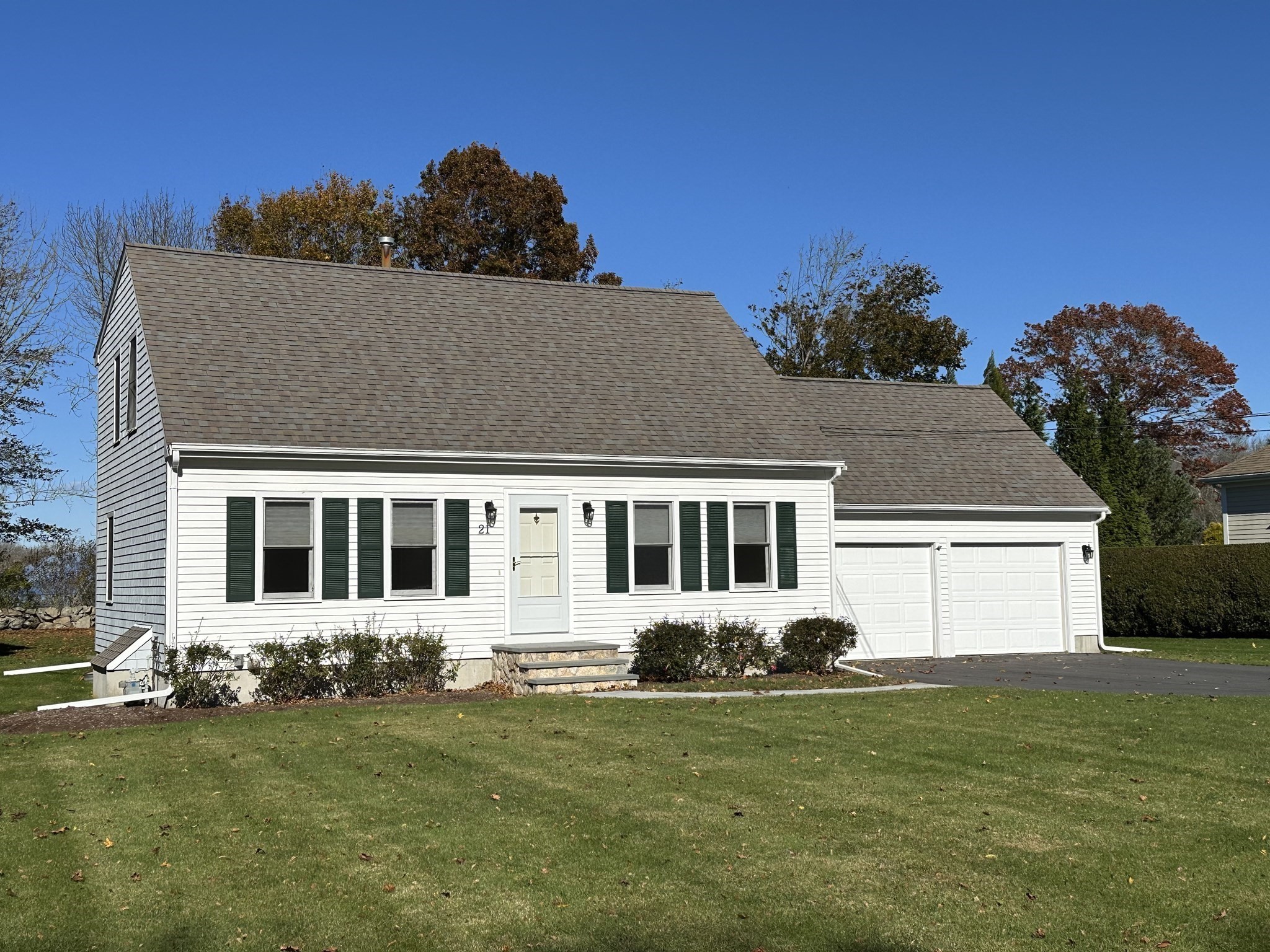 21 Avis St, Dartmouth, MA 02748 - Image 3