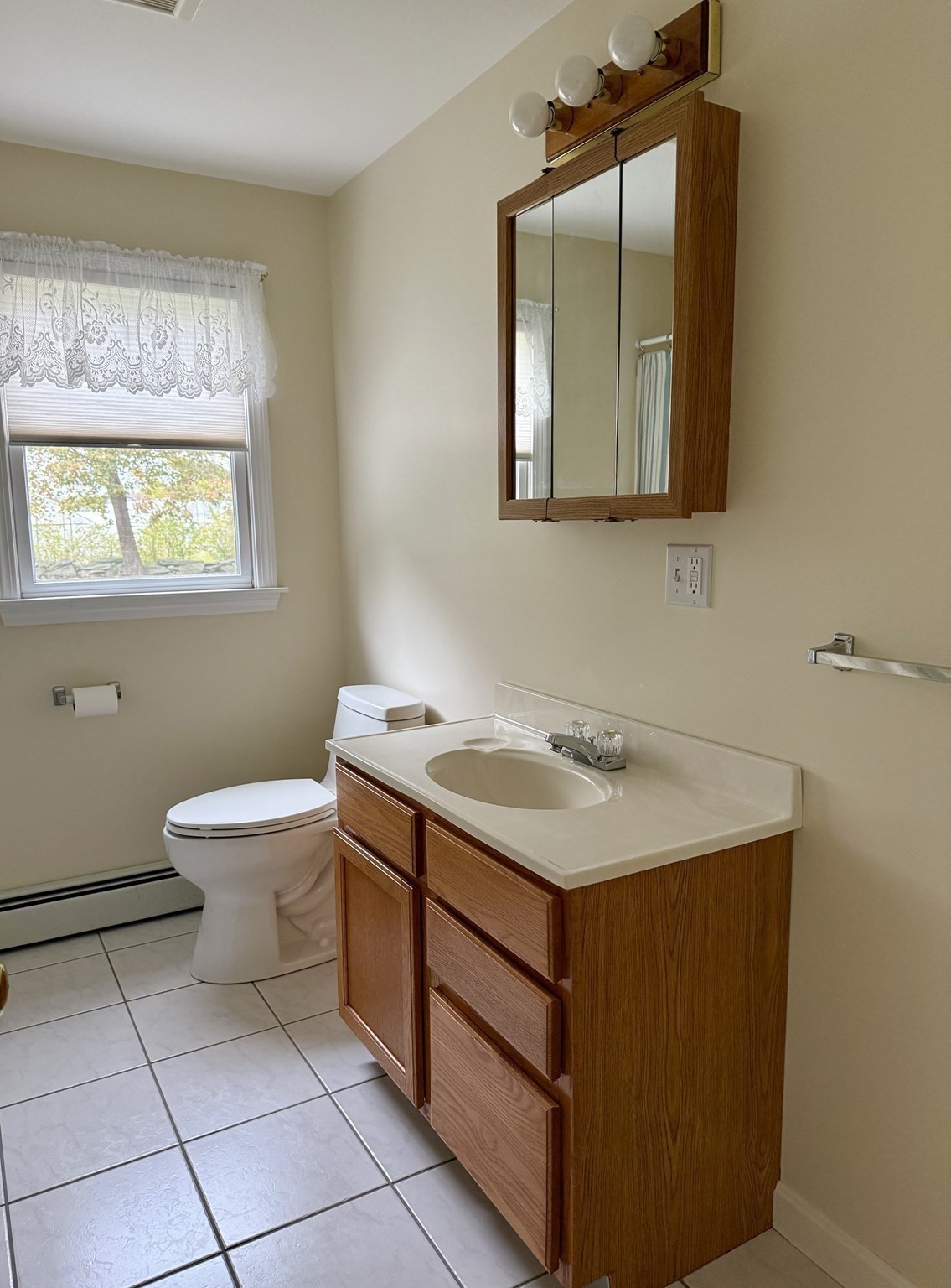 21 Avis St, Dartmouth, MA 02748 - Image 29