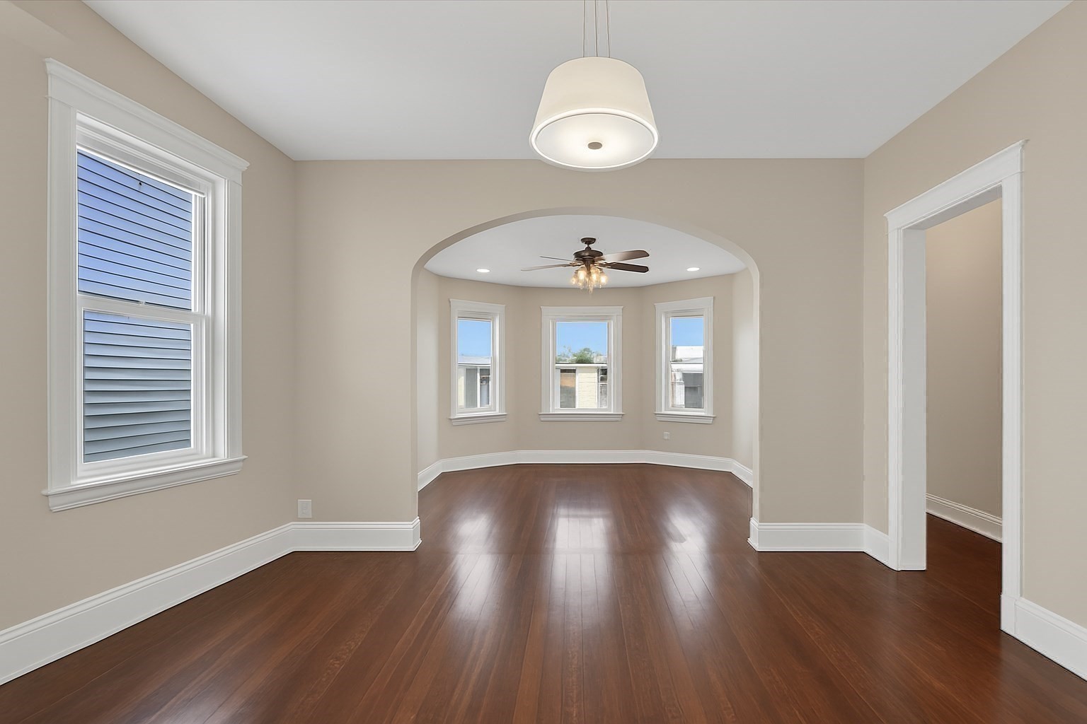 9 Hallam Street Unit 3, Dorchester, Boston, MA 02125 - Image 2