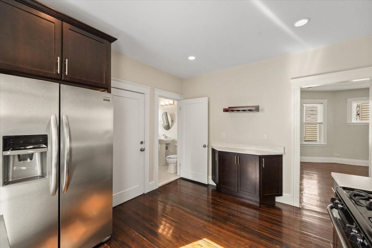 9 Hallam Street Unit 3, Dorchester, Boston, MA 02125 - Image 5