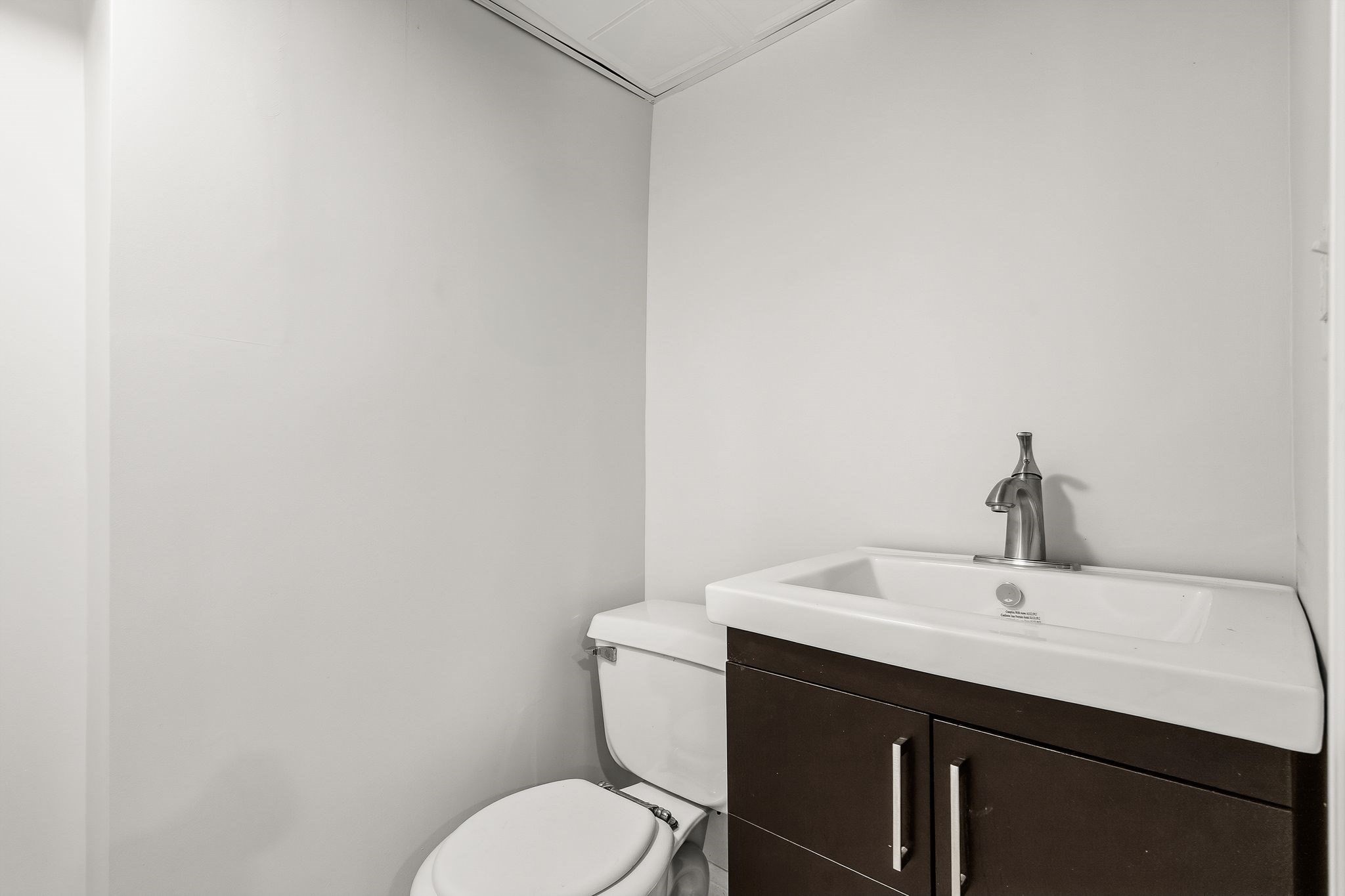 105 Chesbrough Rd, West Roxbury, Boston, MA 02132 - Image 16