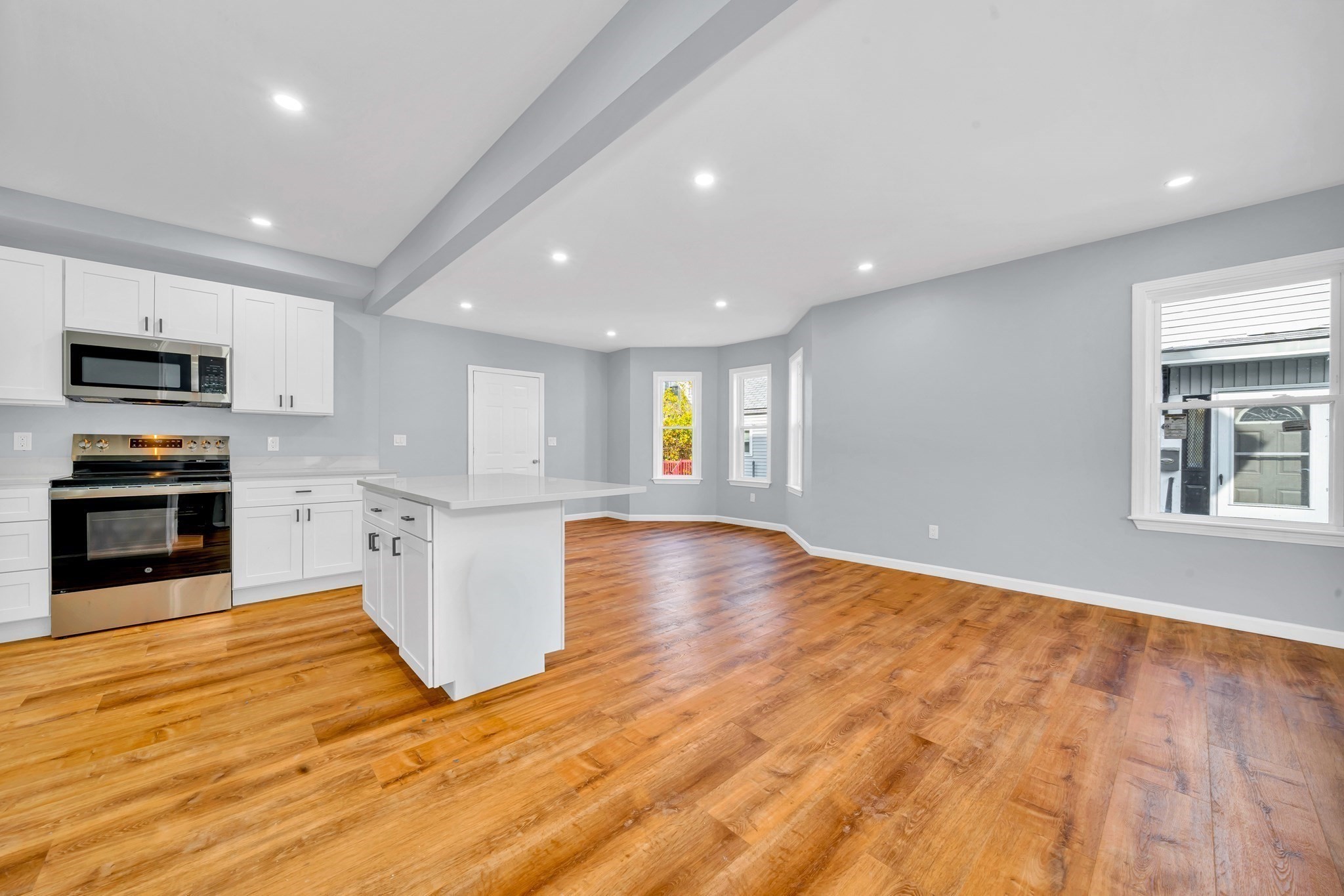 40 Grove St, Lynn, MA 01905 - Image 8