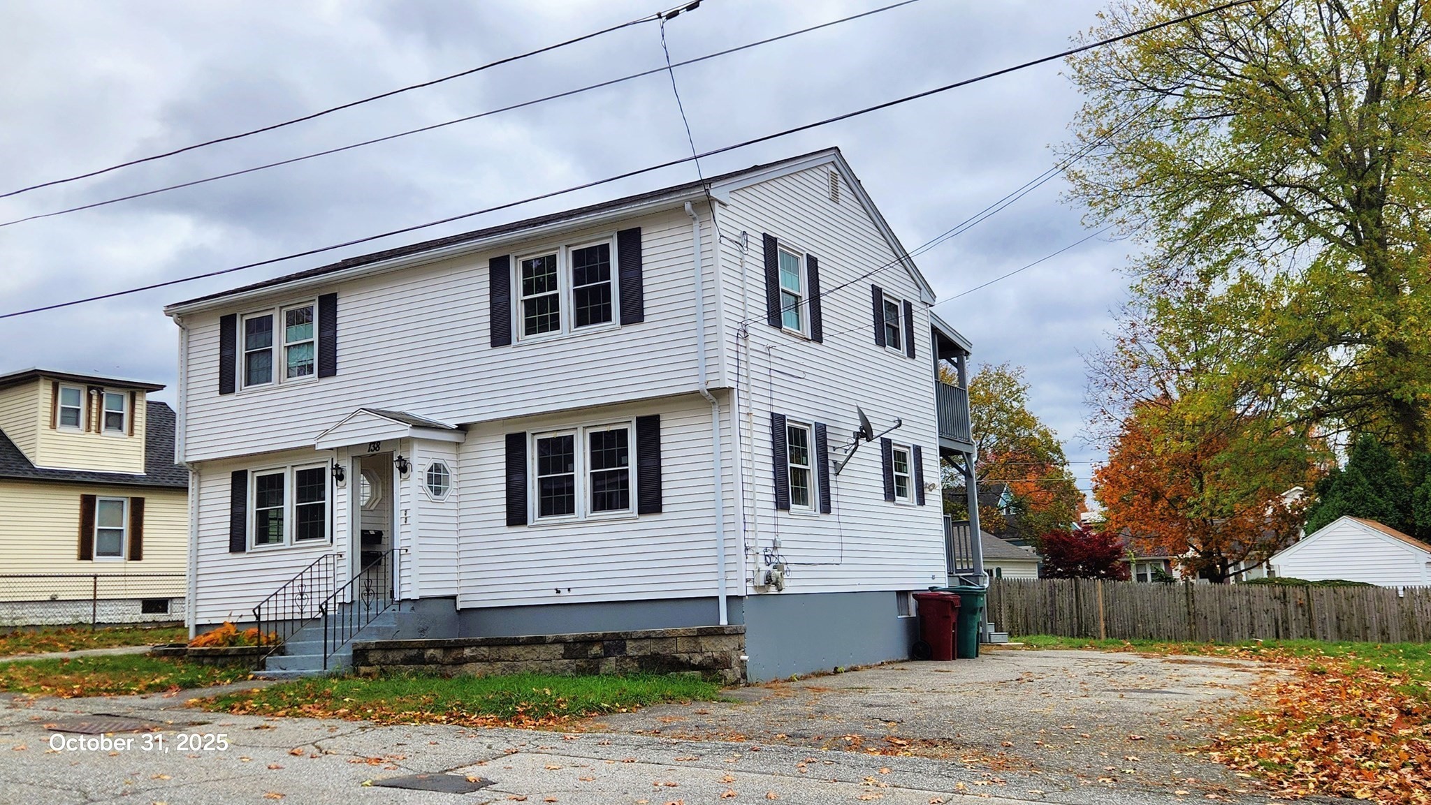 138 W Forest St, Lowell, MA 01851