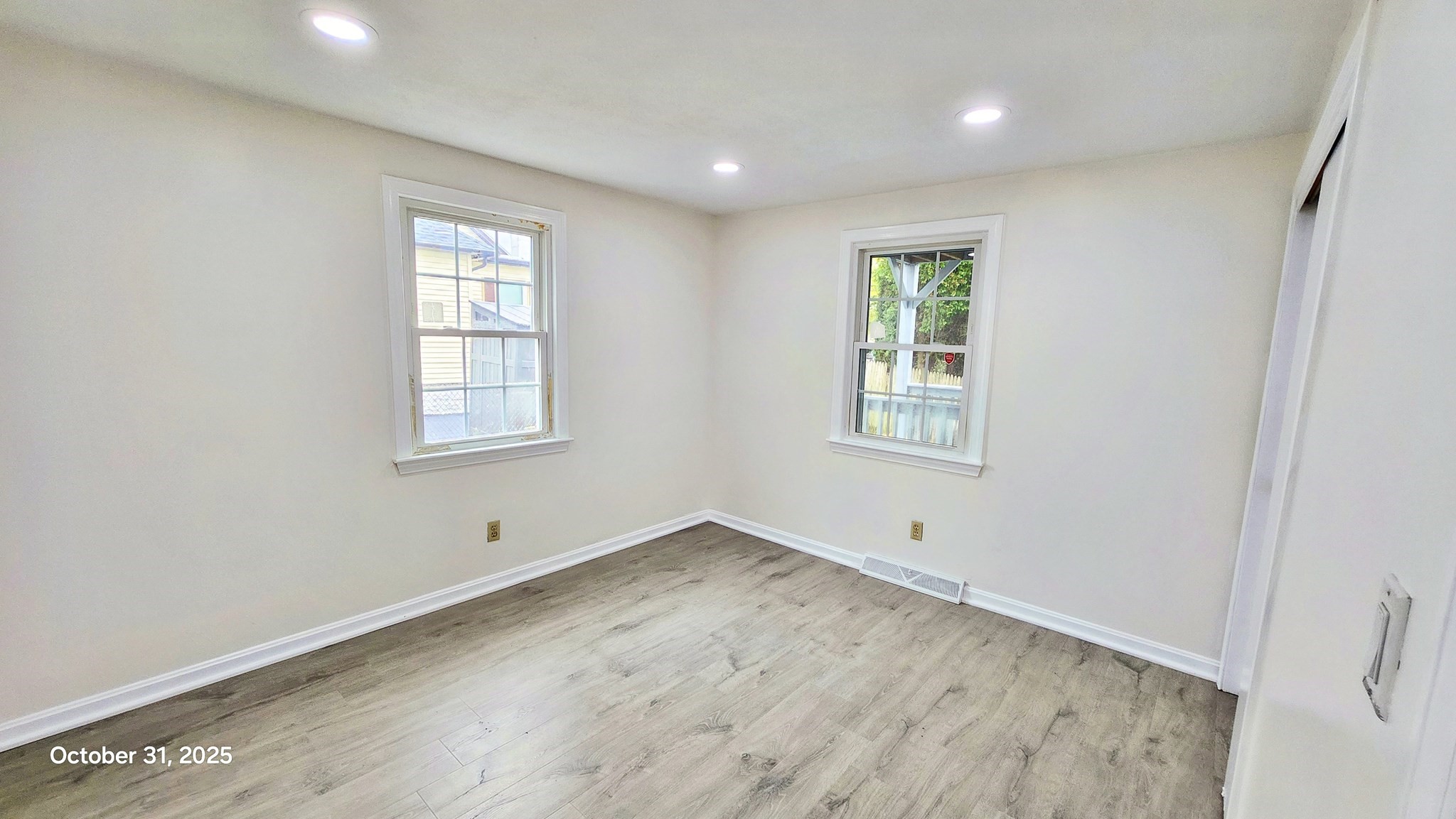 138 W Forest St, Lowell, MA 01851 - Image 12