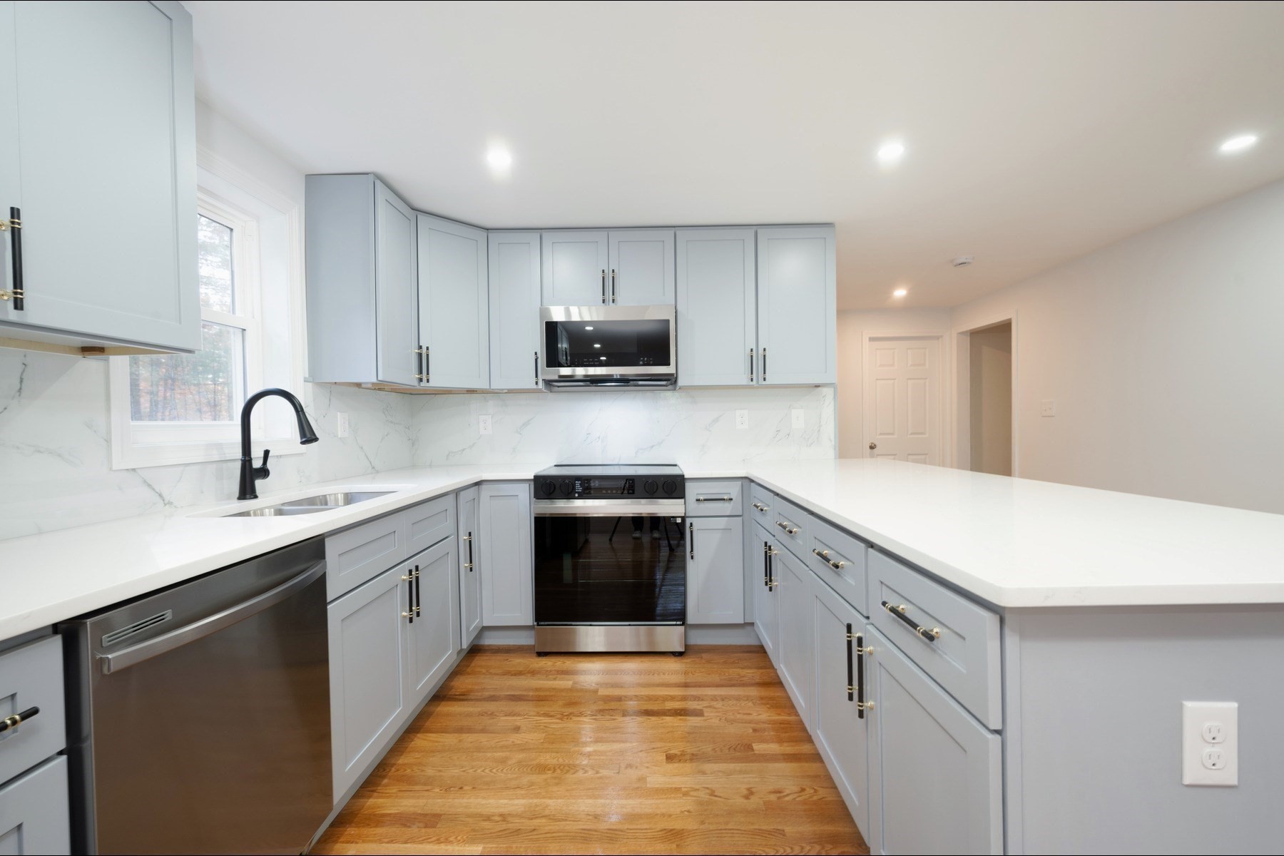 820 Center Street, Pembroke, MA 02359 - Image 3