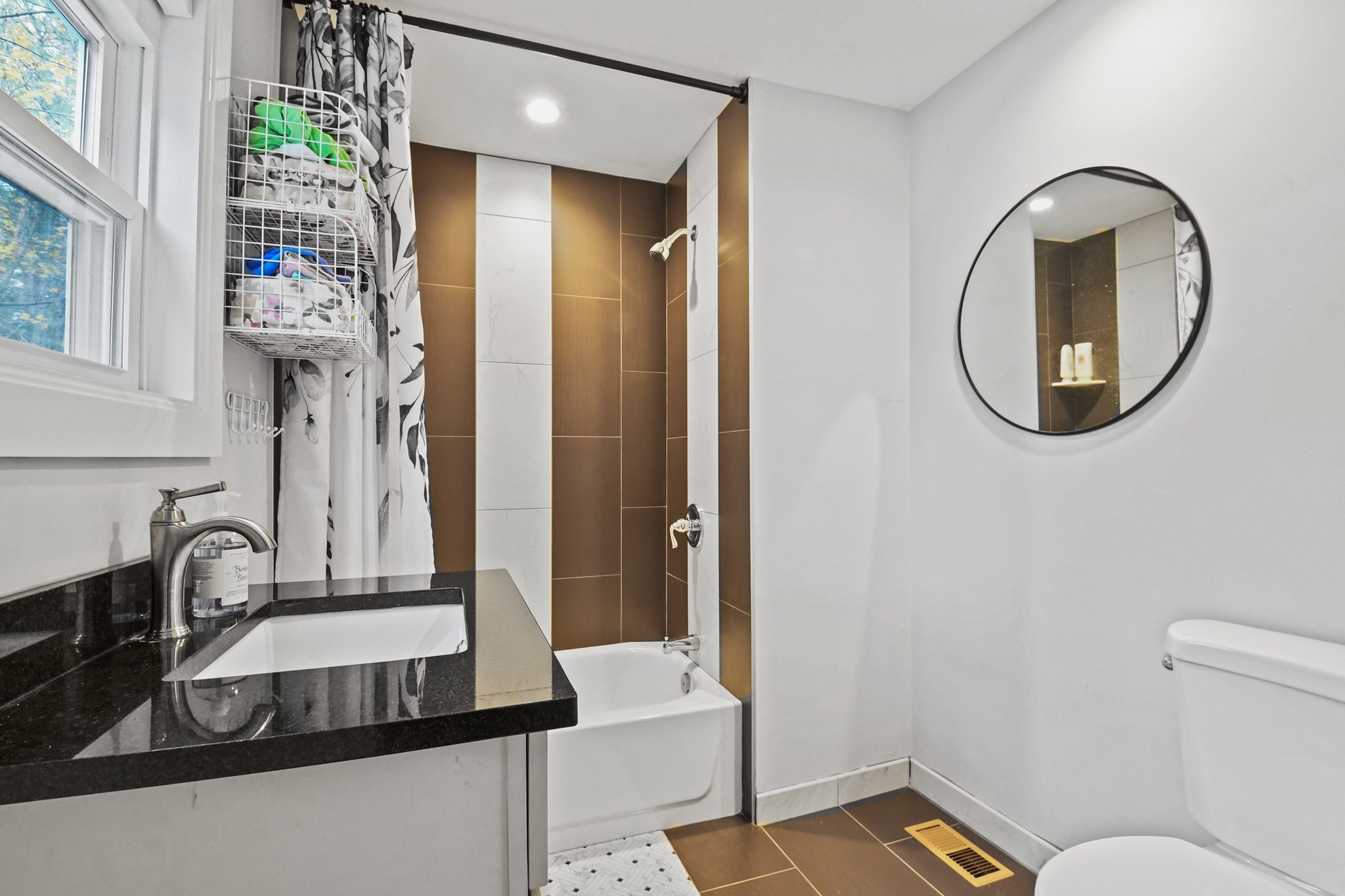 38 Twichell St, Athol, MA 01331 - Image 16