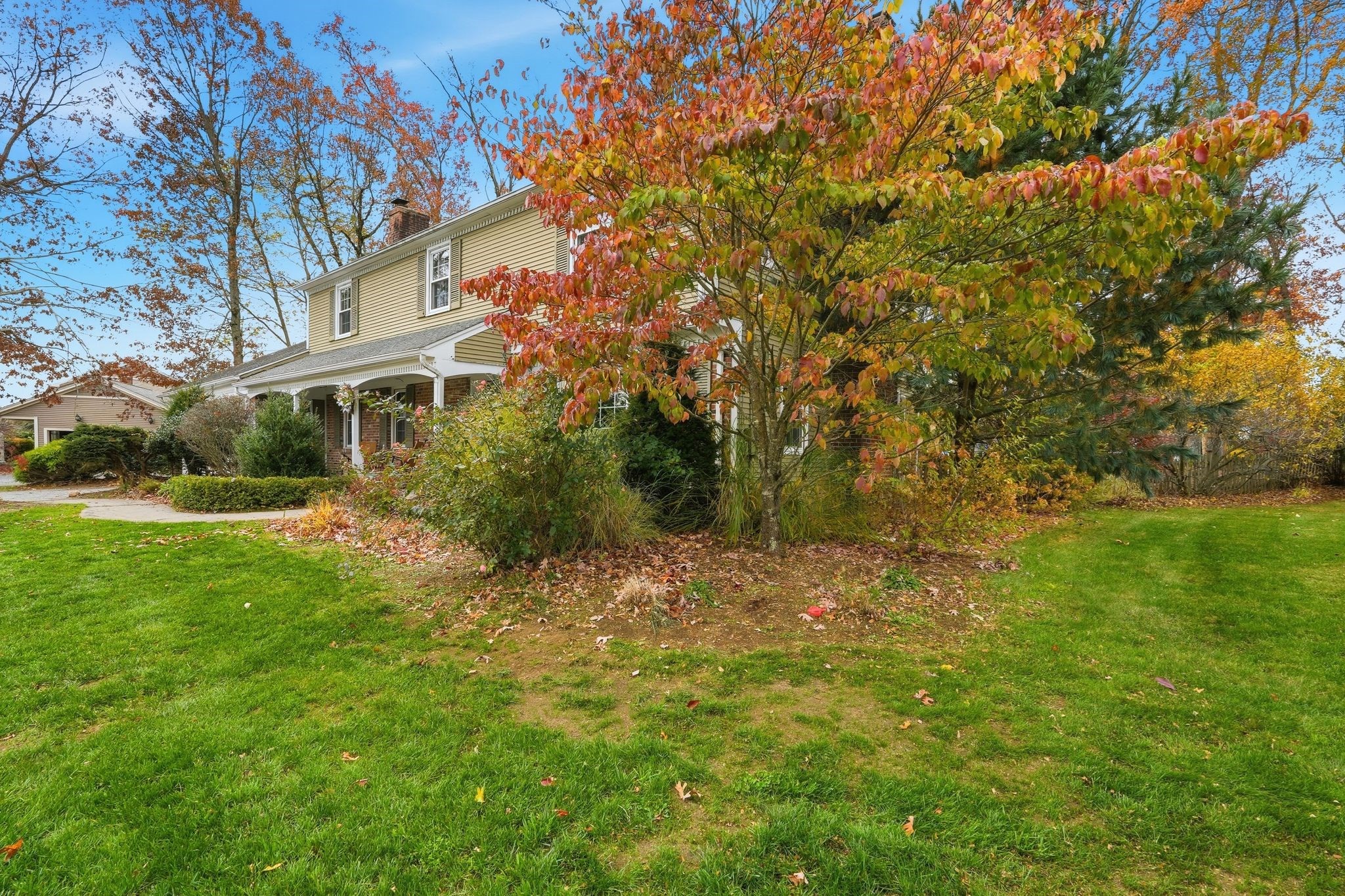 27 Eastwood Dr, Wilbraham, MA 01095 - Image 3