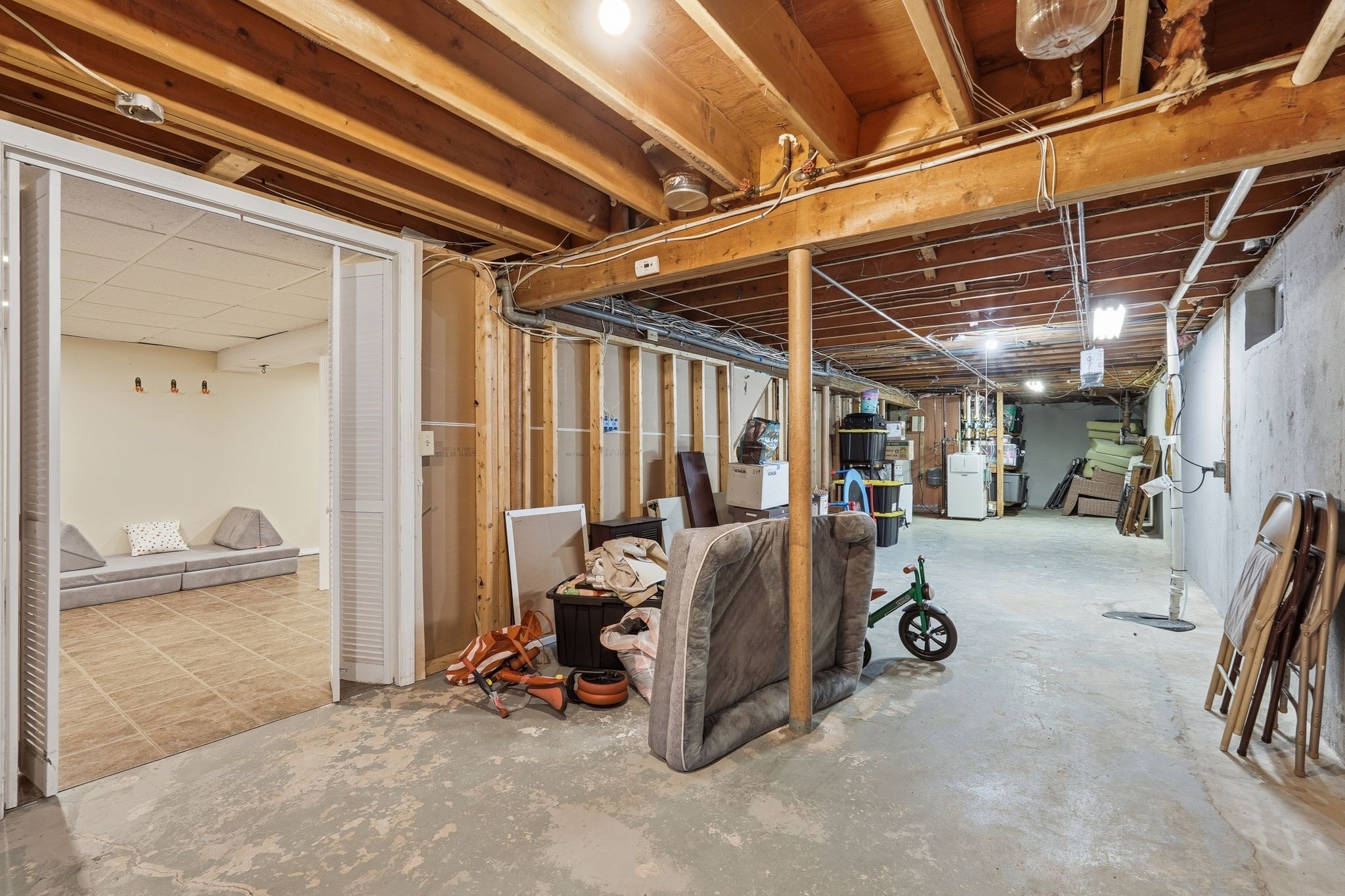 27 Eastwood Dr, Wilbraham, MA 01095 - Image 39