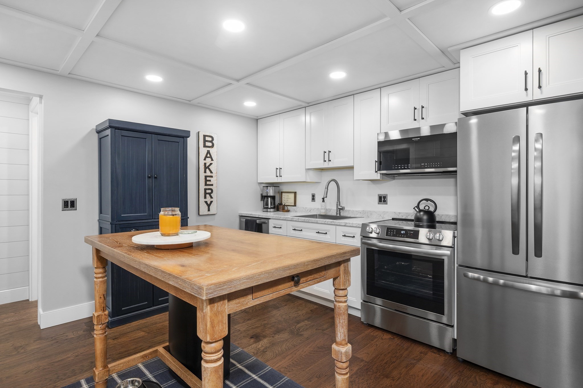 21 Shadowbrook Ln Unit 13, Milford, MA 01757 - Image 2