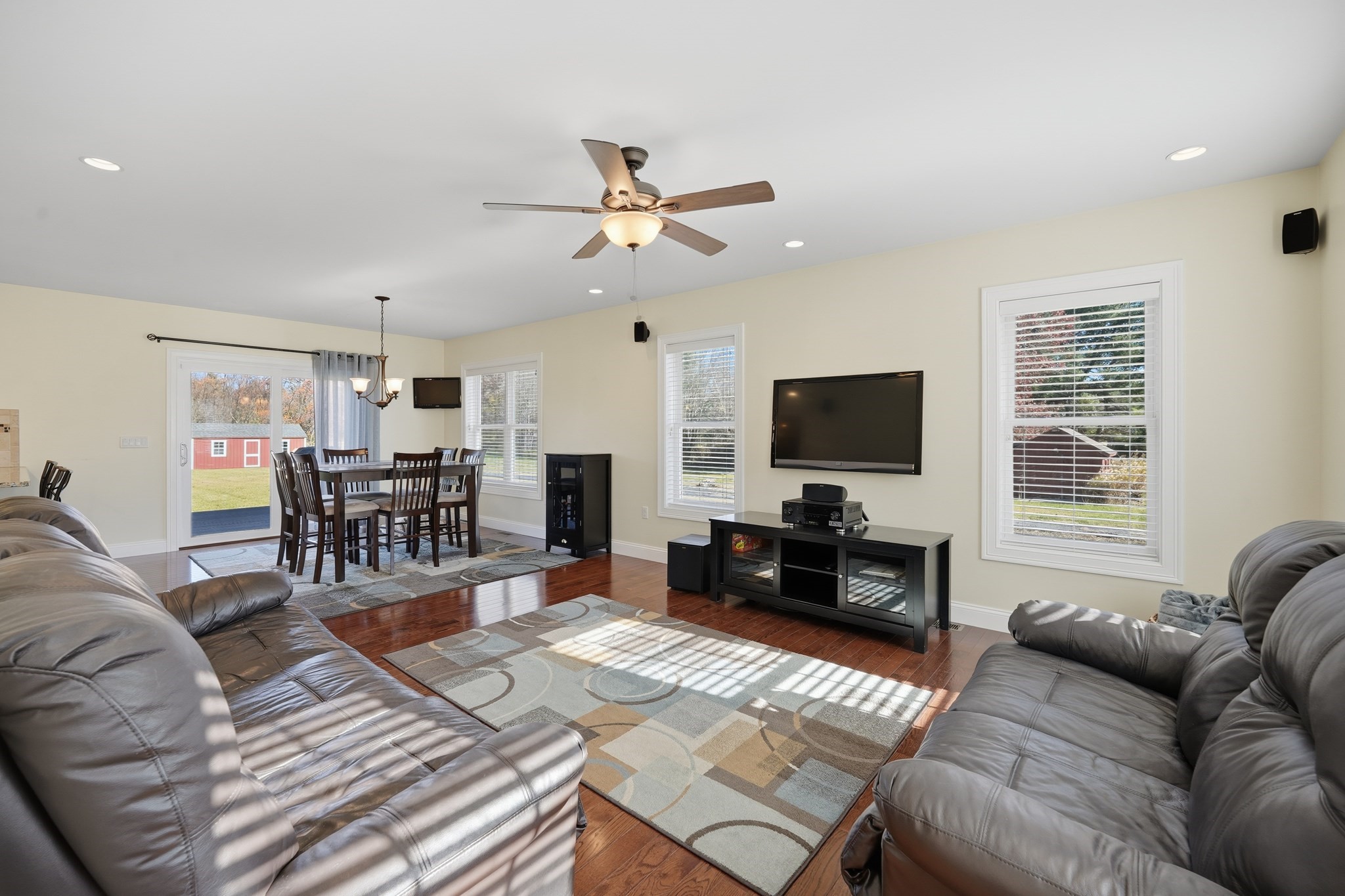 559 E State St, Granby, MA 01033 - Image 11