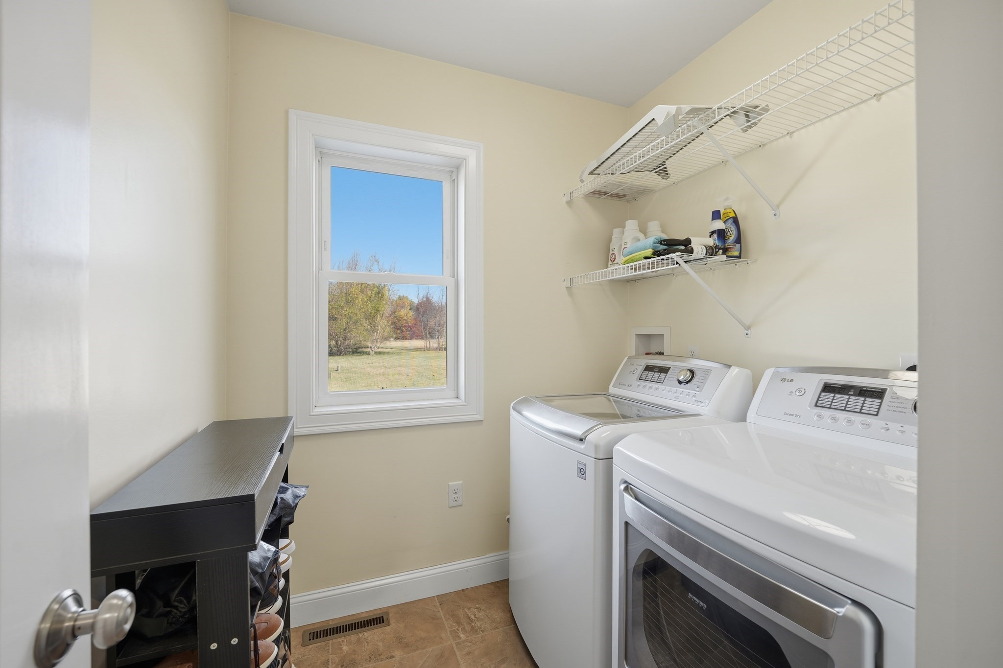 559 E State St, Granby, MA 01033 - Image 13