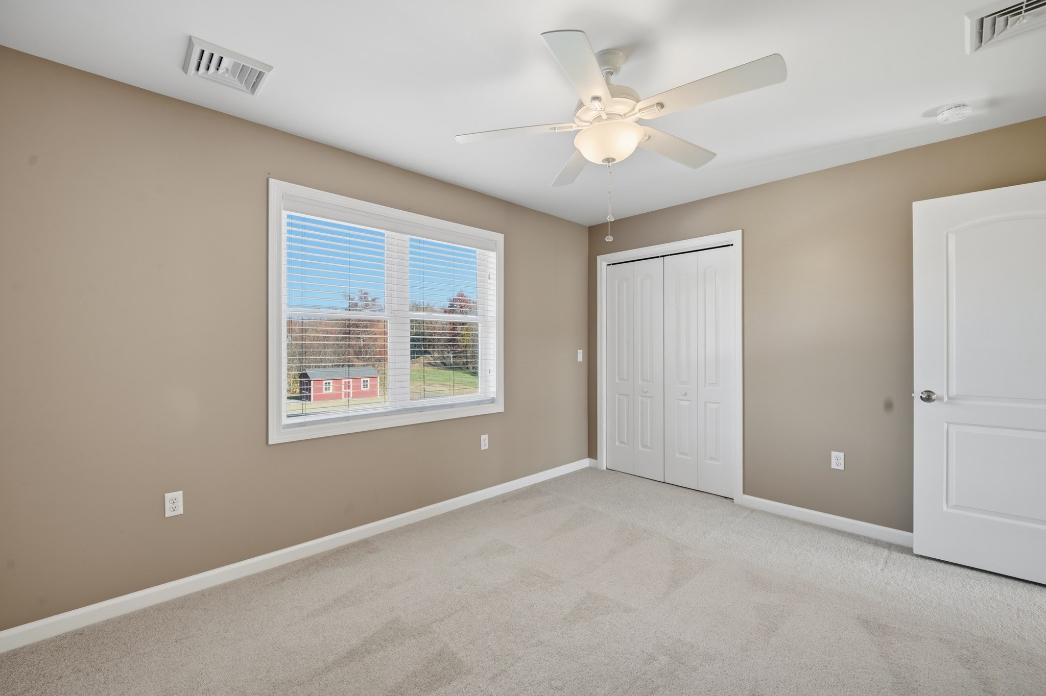 559 E State St, Granby, MA 01033 - Image 27