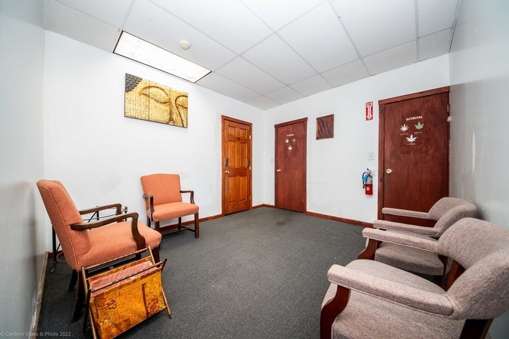 152 Belleville Ave, New Bedford, MA 02746 - Image 17