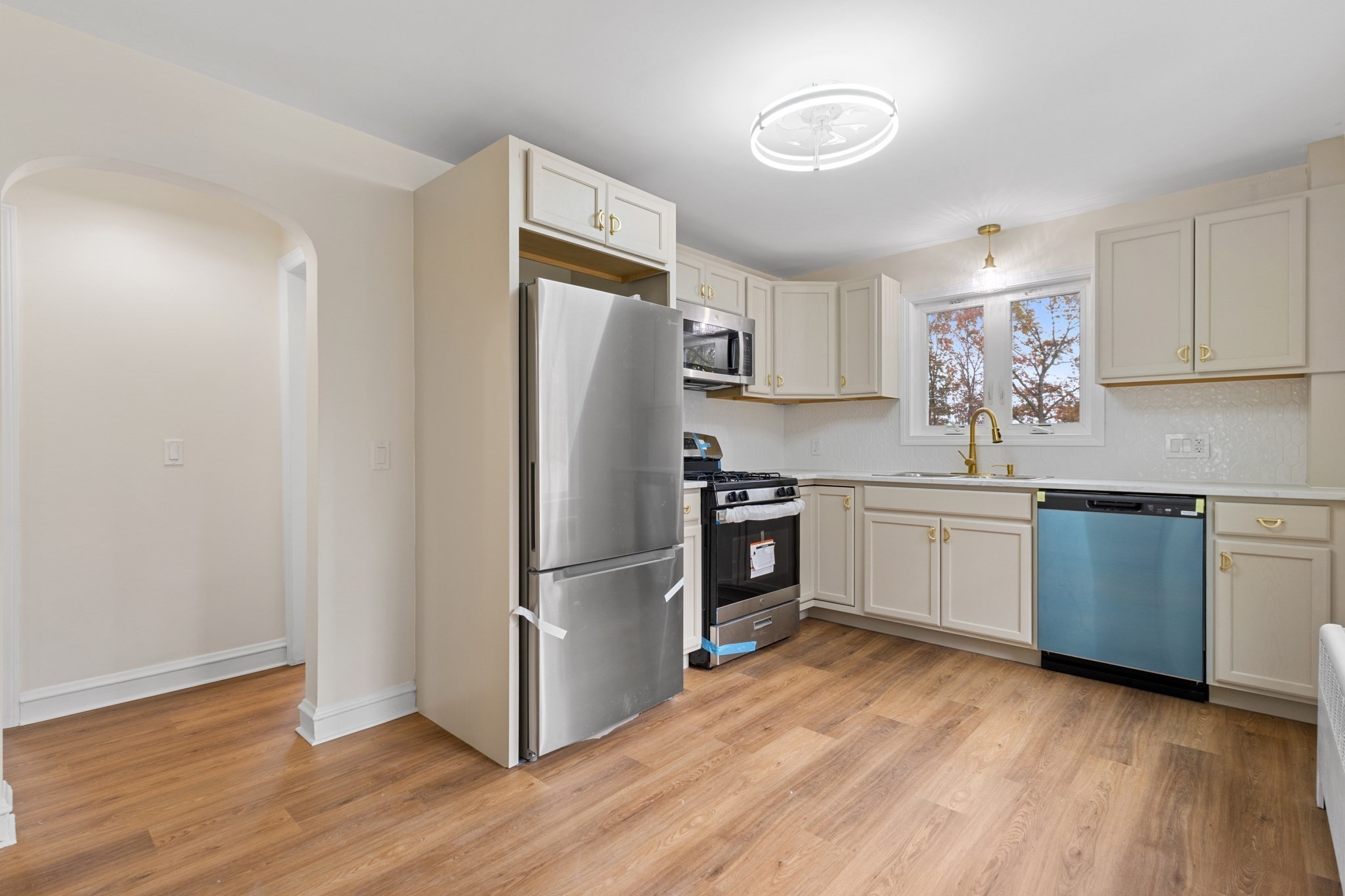 63 Hope St, Attleboro, MA 02703 - Image 3
