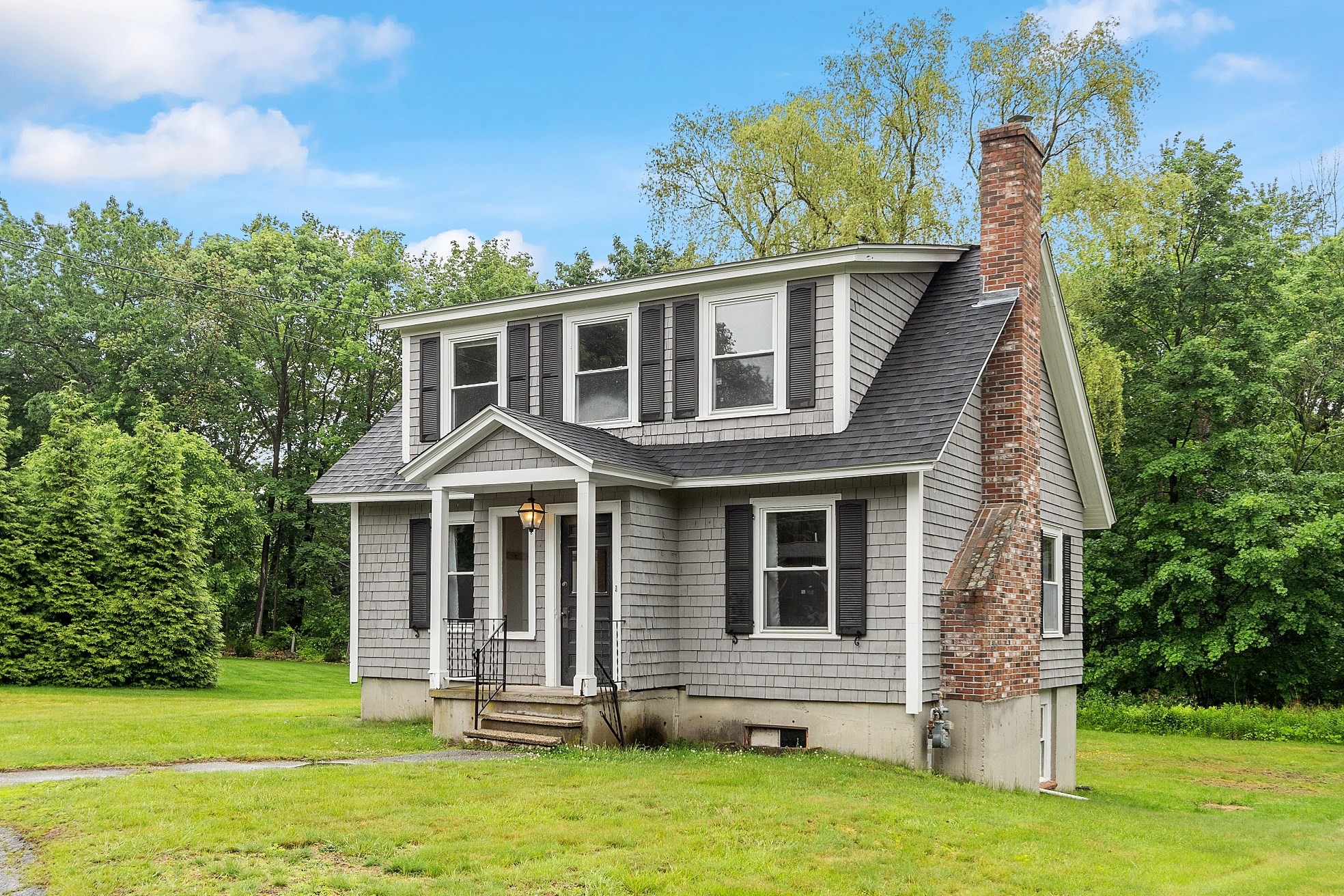 104 Salem Street, Andover, MA 01810