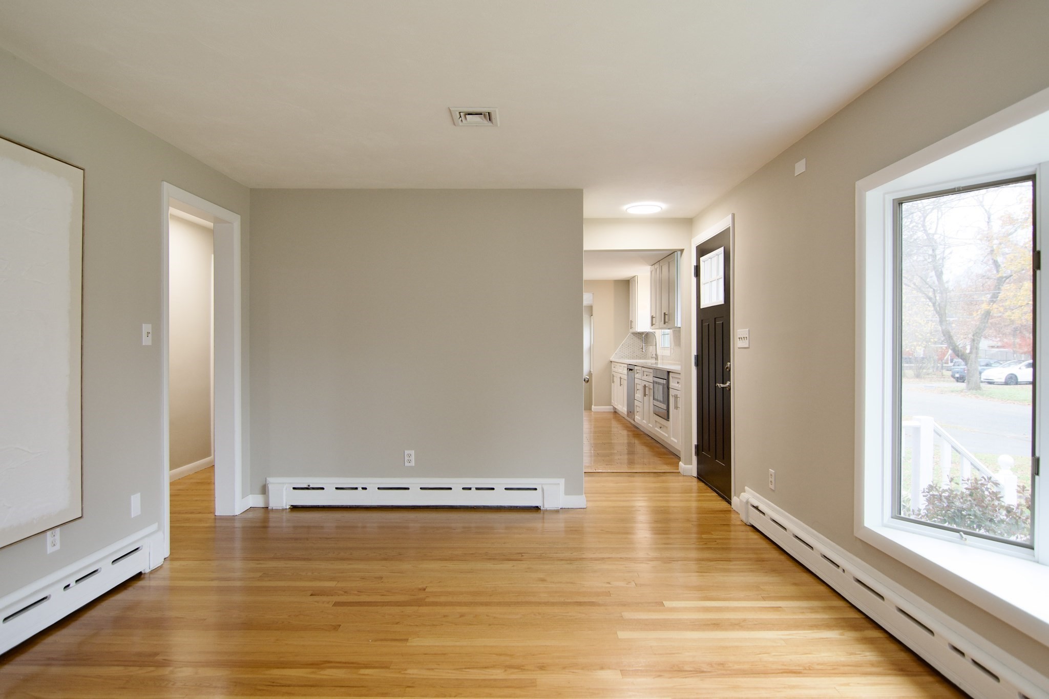77 W Allen Ridge Rd, Springfield, MA 01118 - Image 8