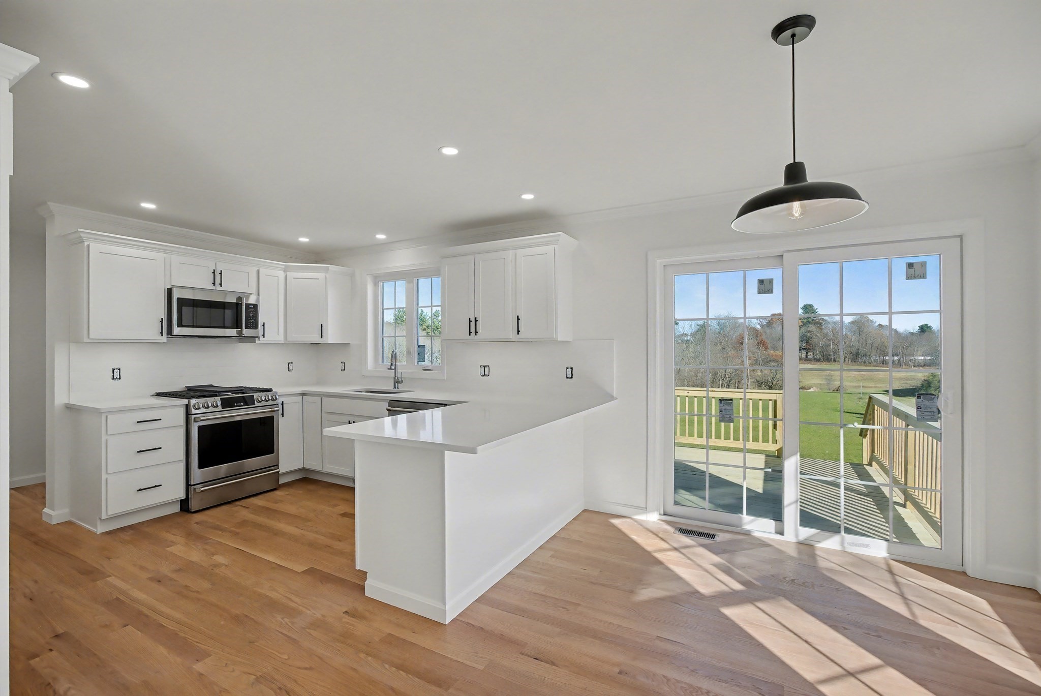 11 King St, Groveland, MA 01834 - Image 3