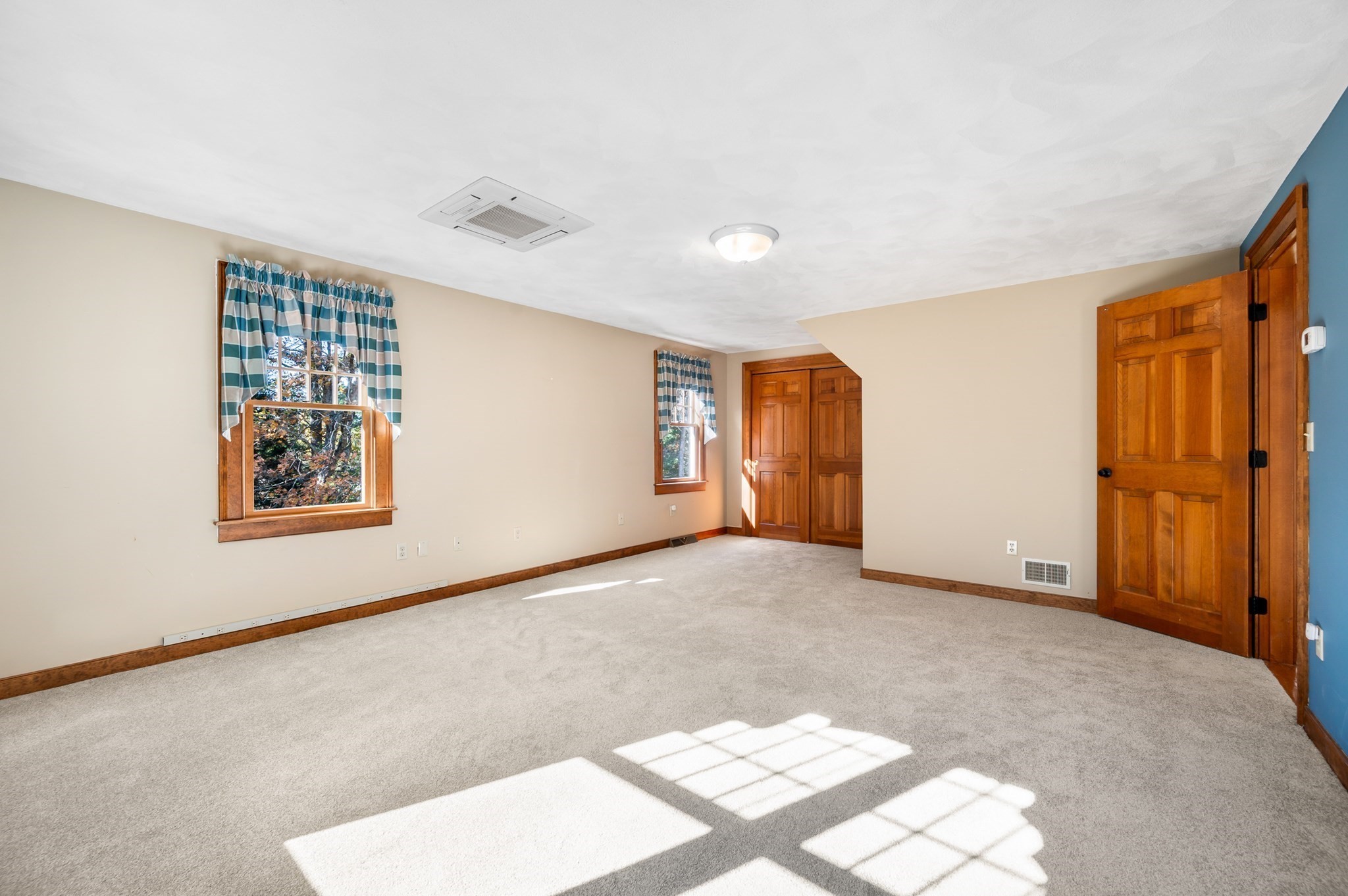 80 Carriage House Ln, Wrentham, MA 02093 - Image 22