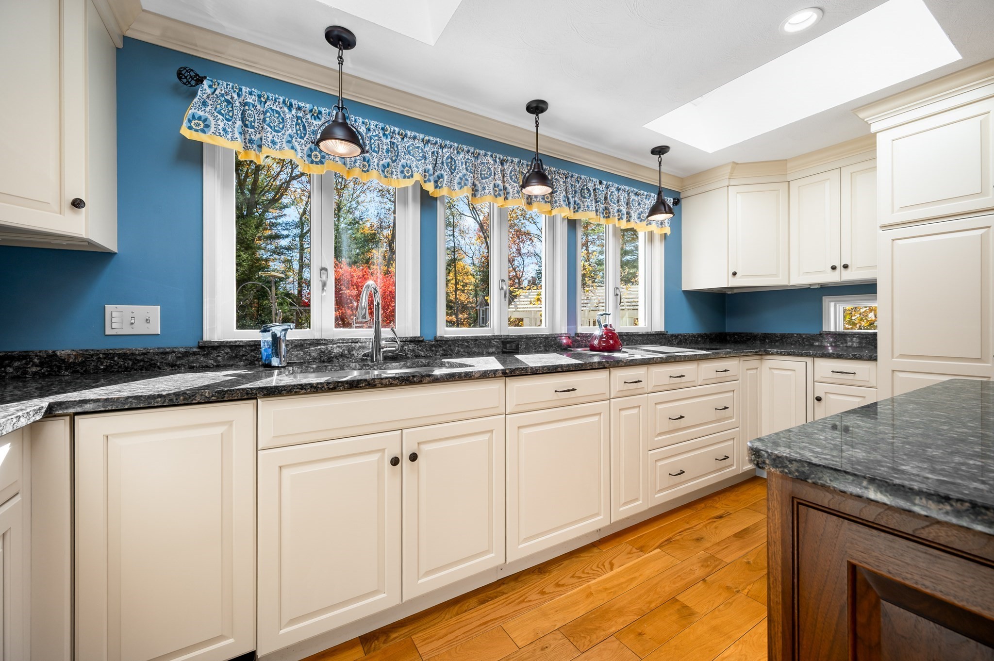 80 Carriage House Ln, Wrentham, MA 02093 - Image 4