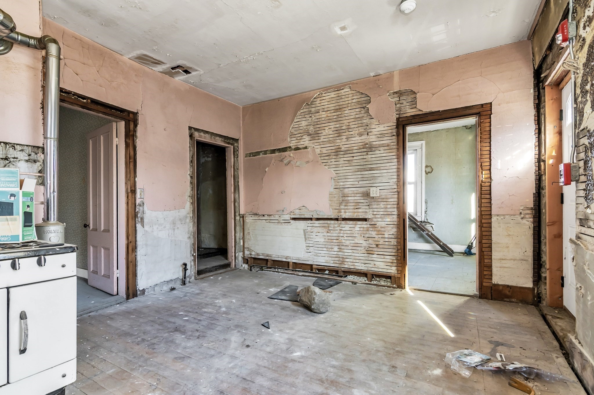 95 Hancock St, Lawrence, MA 01841 - Image 30