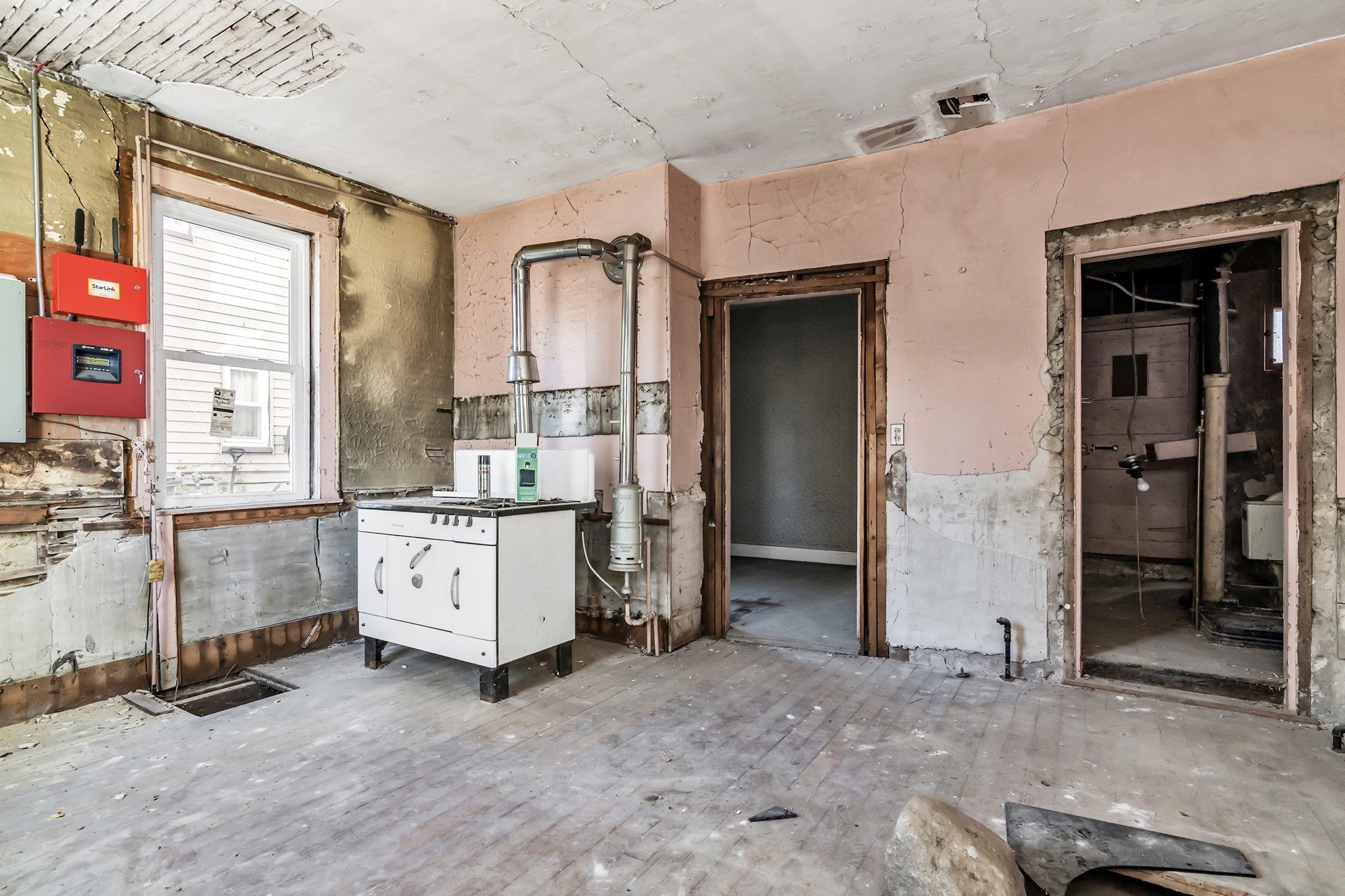 95 Hancock St, Lawrence, MA 01841 - Image 37