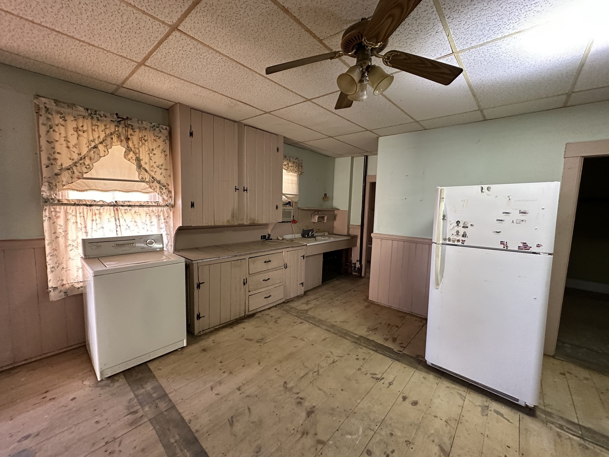 127 Cliff St, Southbridge, MA 01550 - Image 25