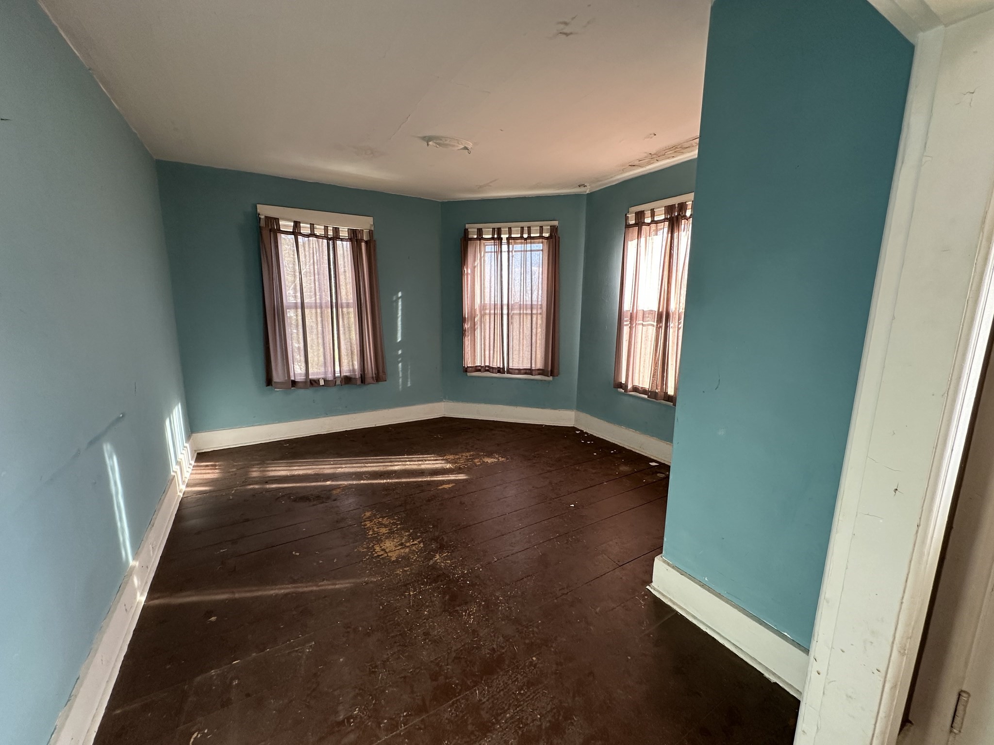 127 Cliff St, Southbridge, MA 01550 - Image 27