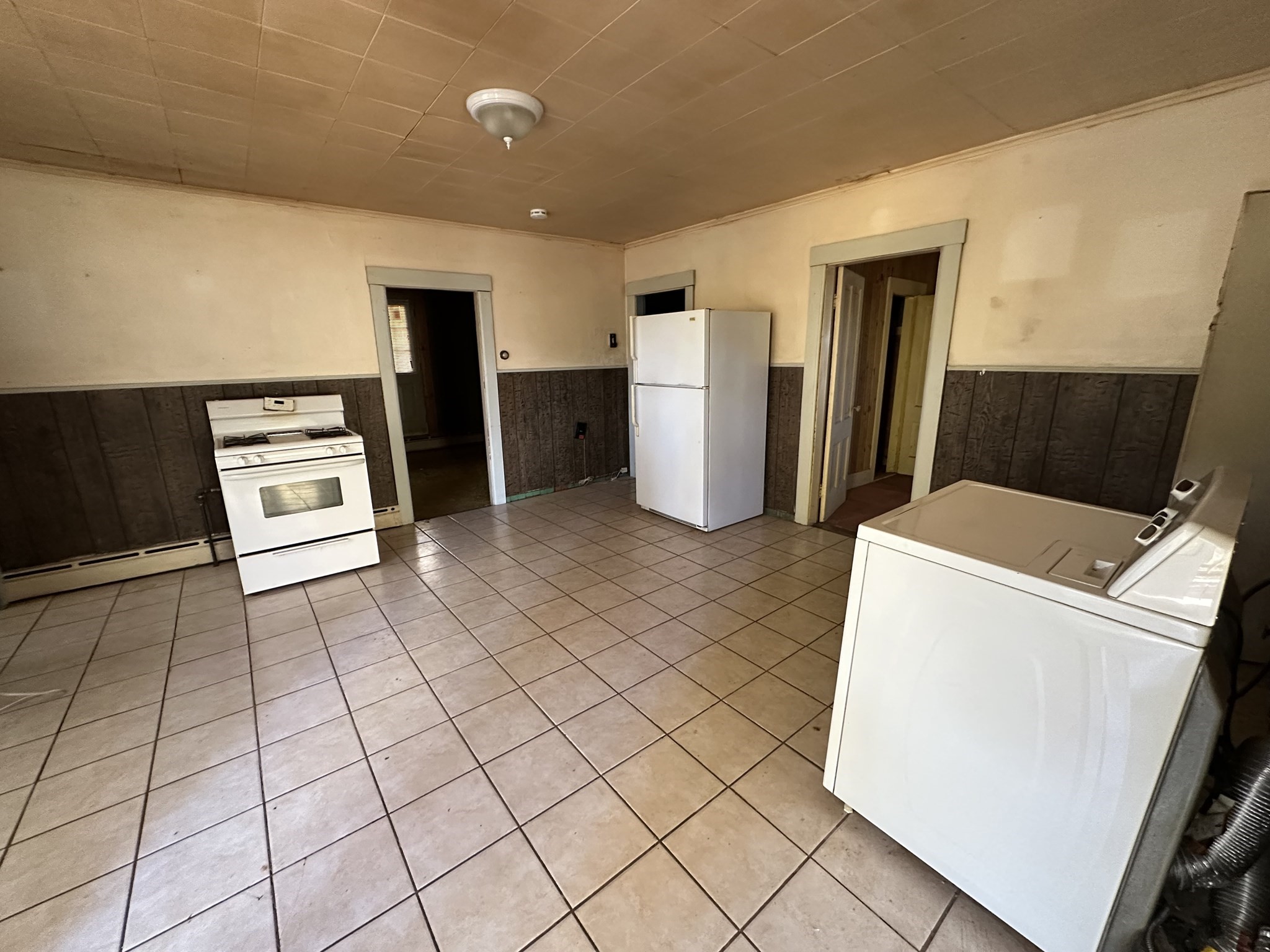 127 Cliff St, Southbridge, MA 01550 - Image 10