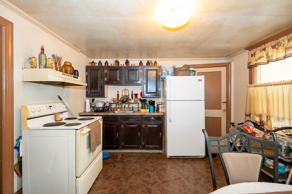 128 128 1/2 Elm St, Southbridge, MA 01550 - Image 13