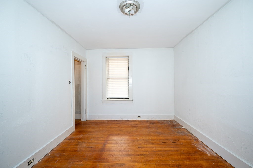 128 128 1/2 Elm St, Southbridge, MA 01550 - Image 23