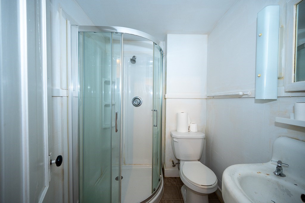 128 128 1/2 Elm St, Southbridge, MA 01550 - Image 26