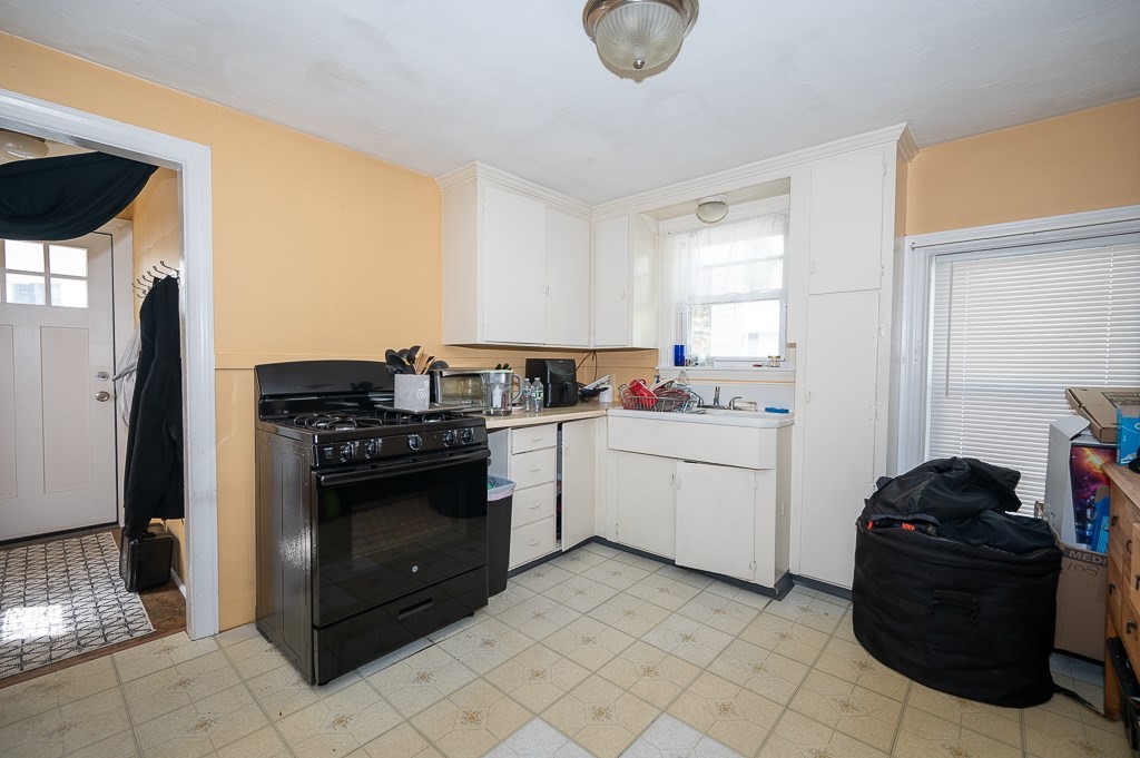 128 128 1/2 Elm St, Southbridge, MA 01550 - Image 29