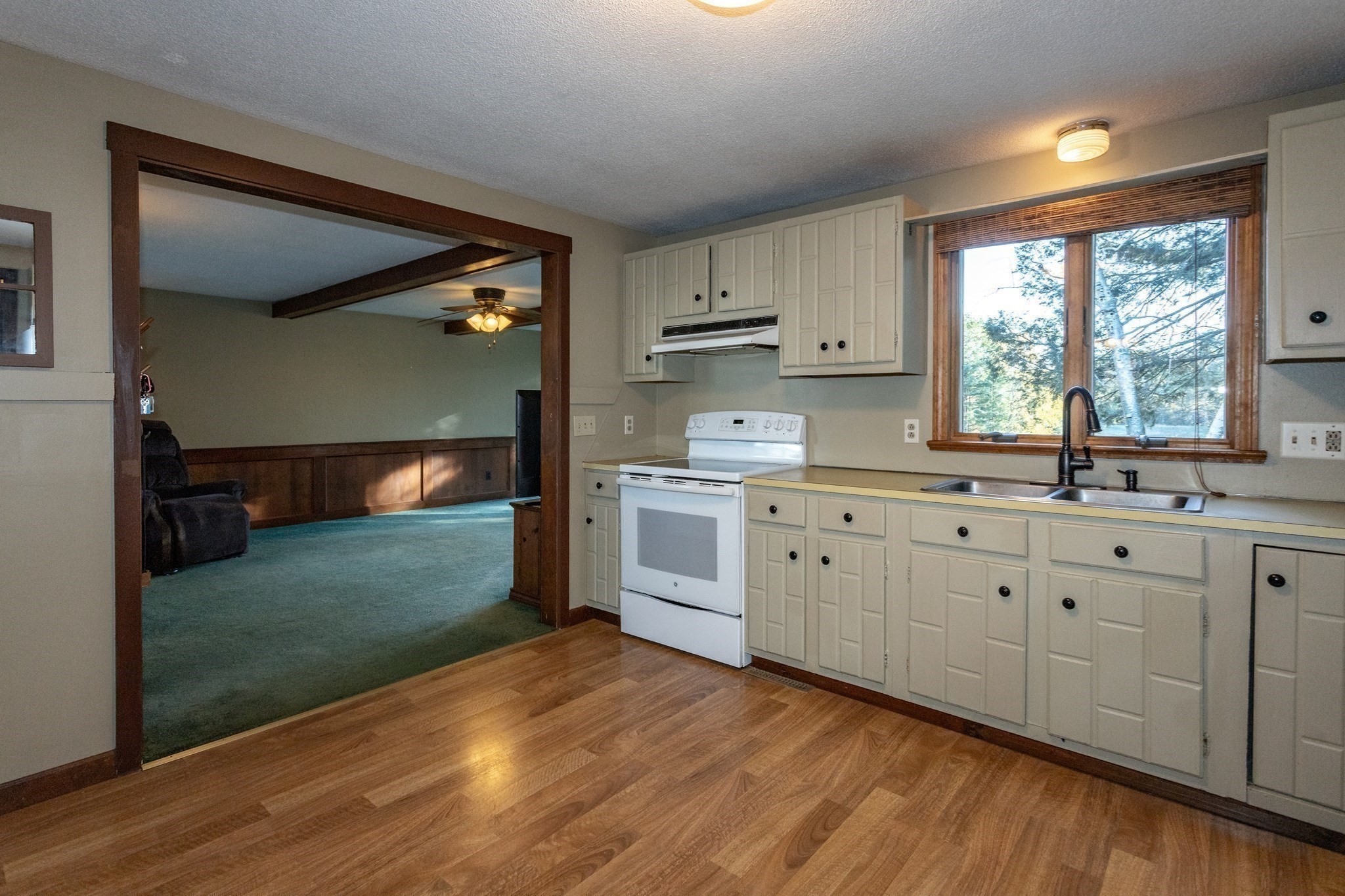 163 Barbara St, Westfield, MA 01085 - Image 9