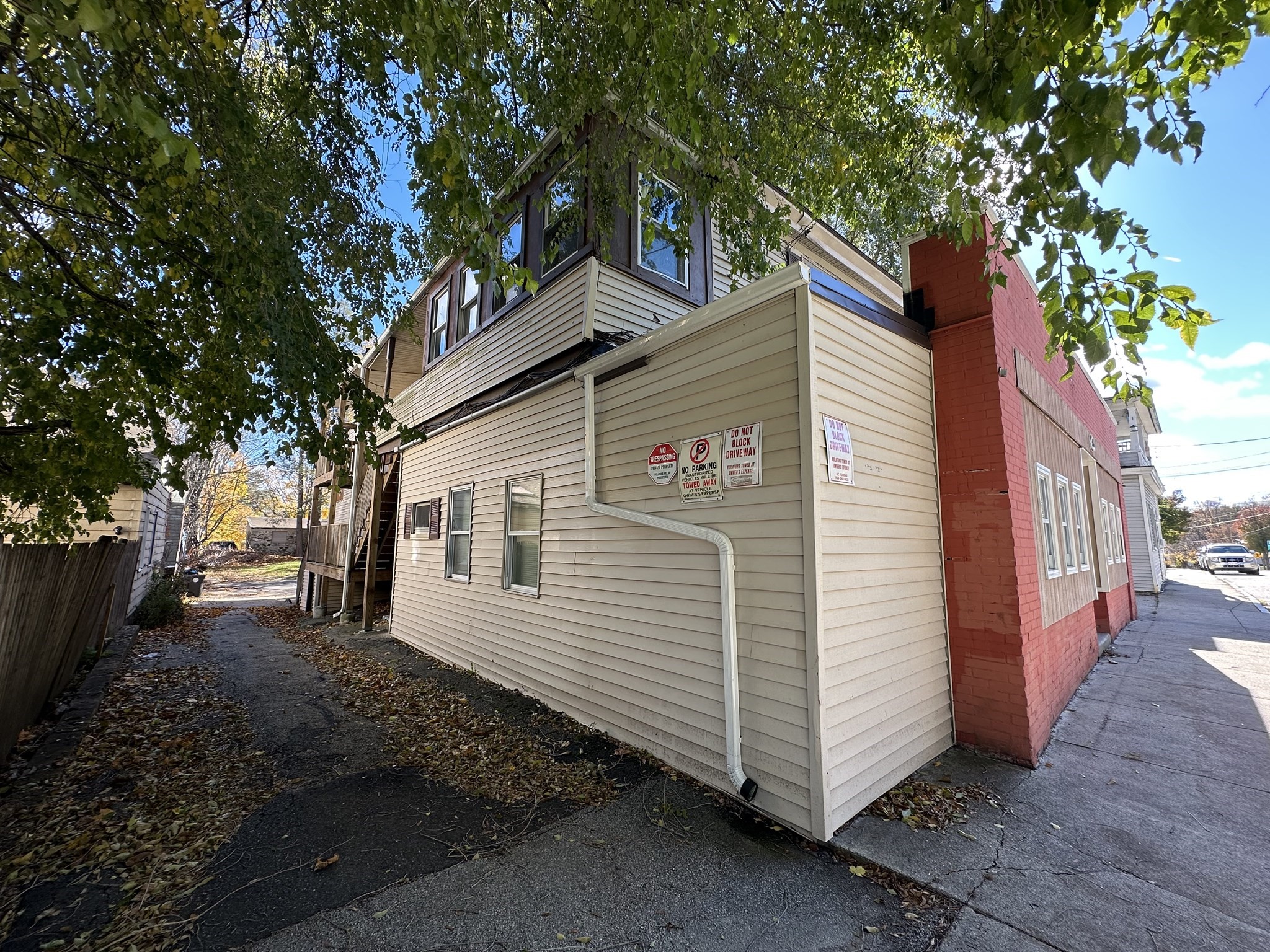 135 Elm St, Southbridge, MA 01550 - Image 2