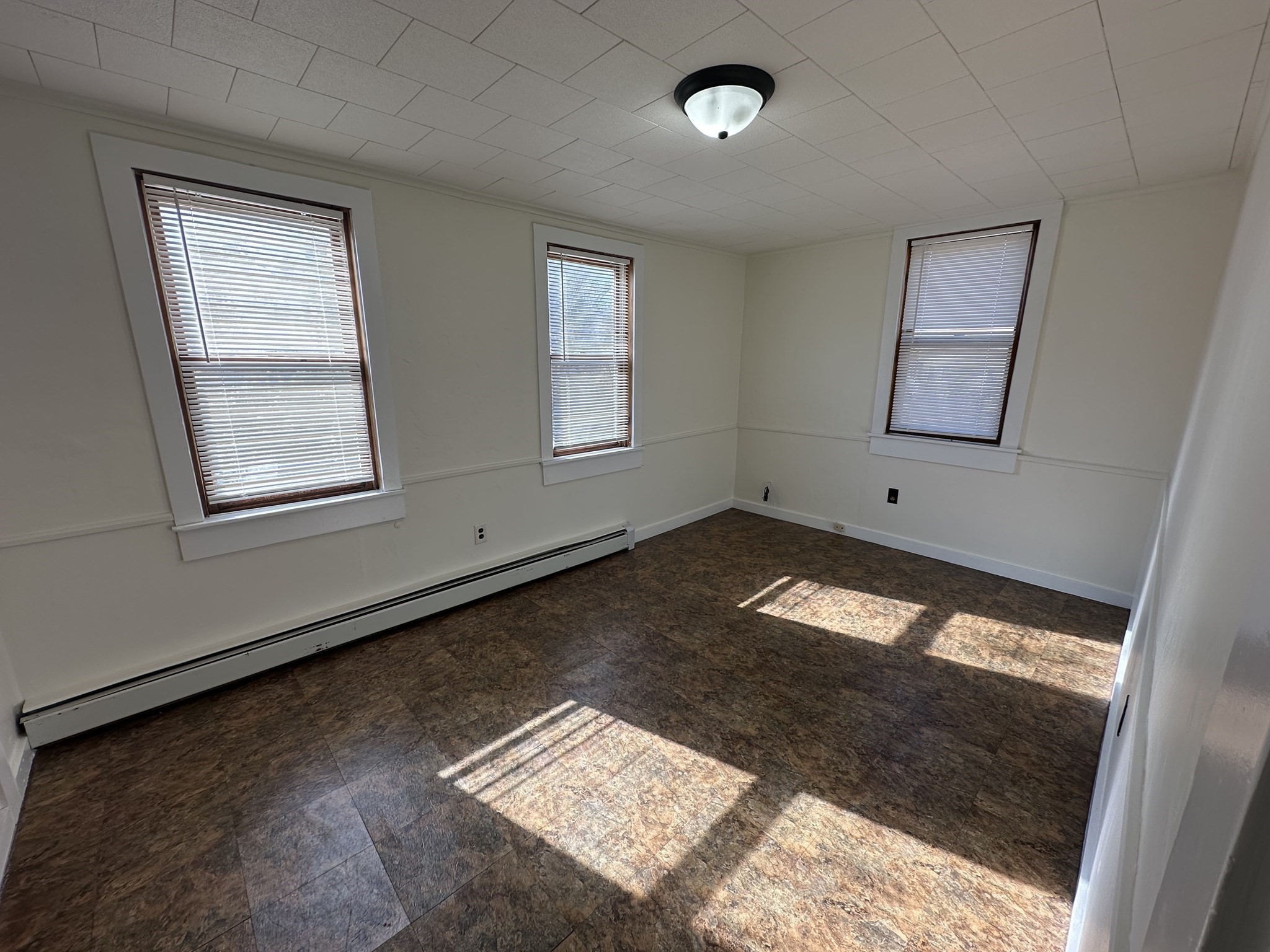 6 Walcott St, Southbridge, MA 01550 - Image 25