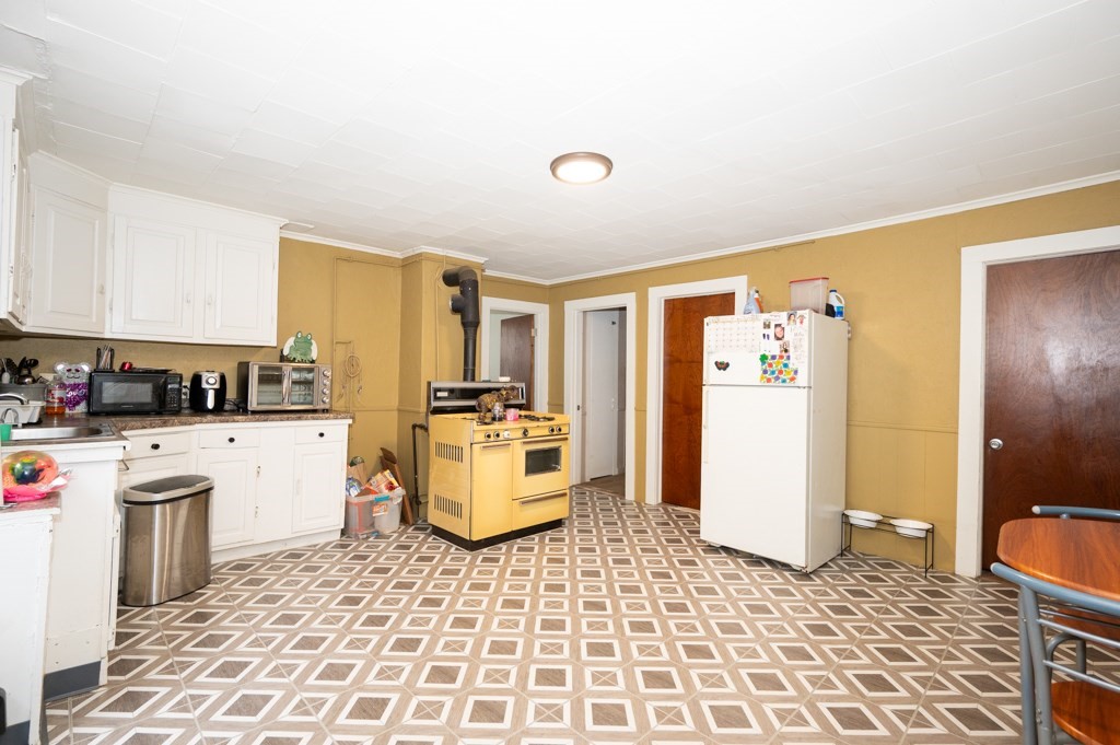 6 Walcott St, Southbridge, MA 01550 - Image 36
